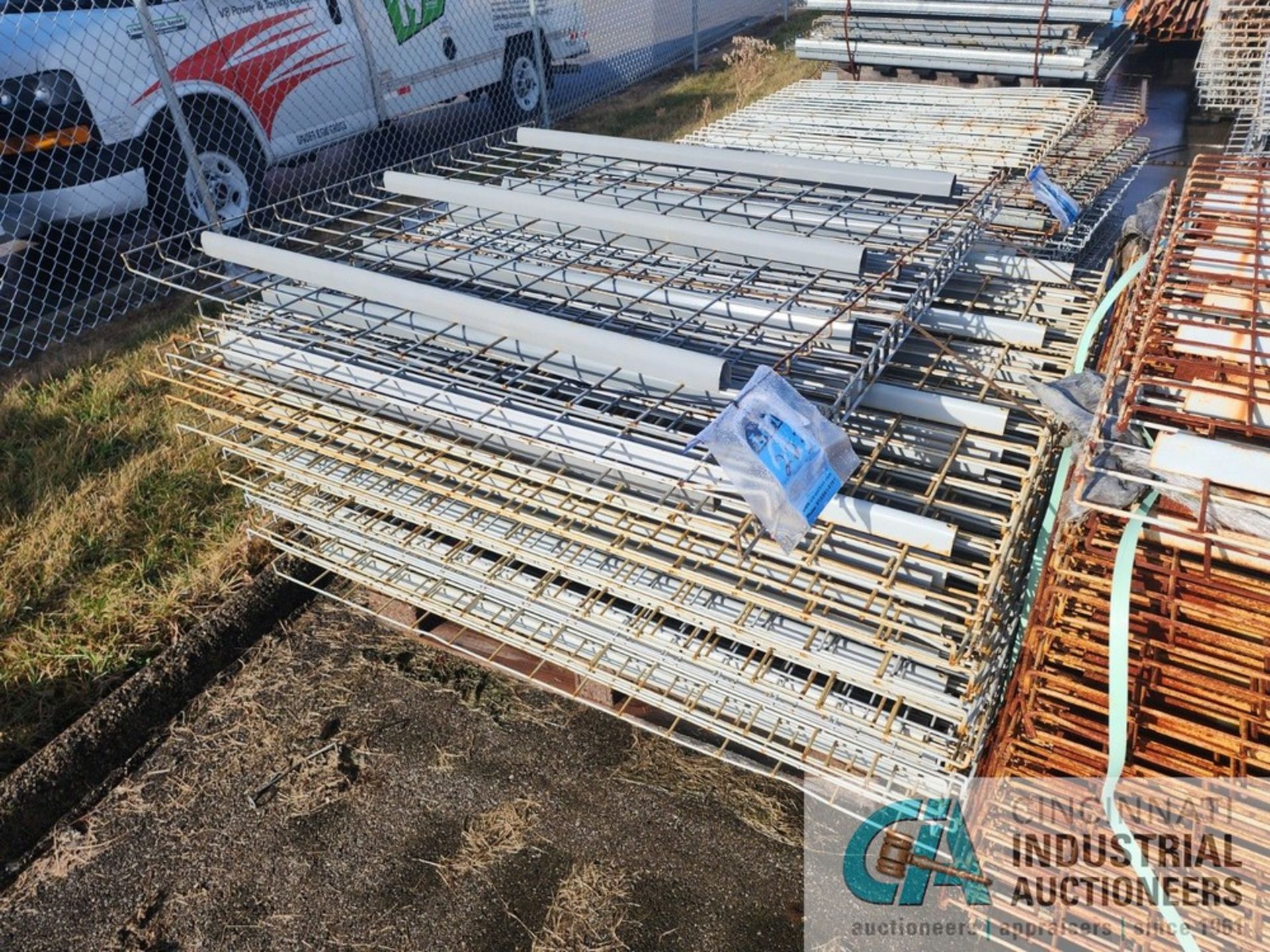 VARIOUS SIZE WIRE DECK SECTIONS