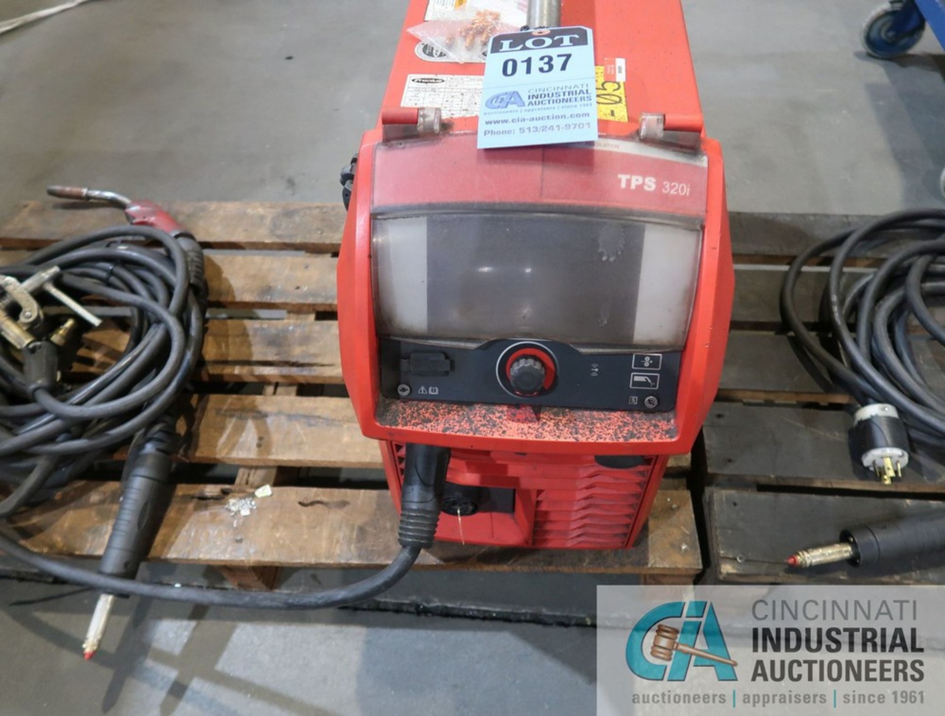 320 AMP FRONIUS MODEL TPS320i WELDING POWER SOURCE WITH BUILT IN WIRE FEEDER; S/N 26285938 - Image 2 of 3