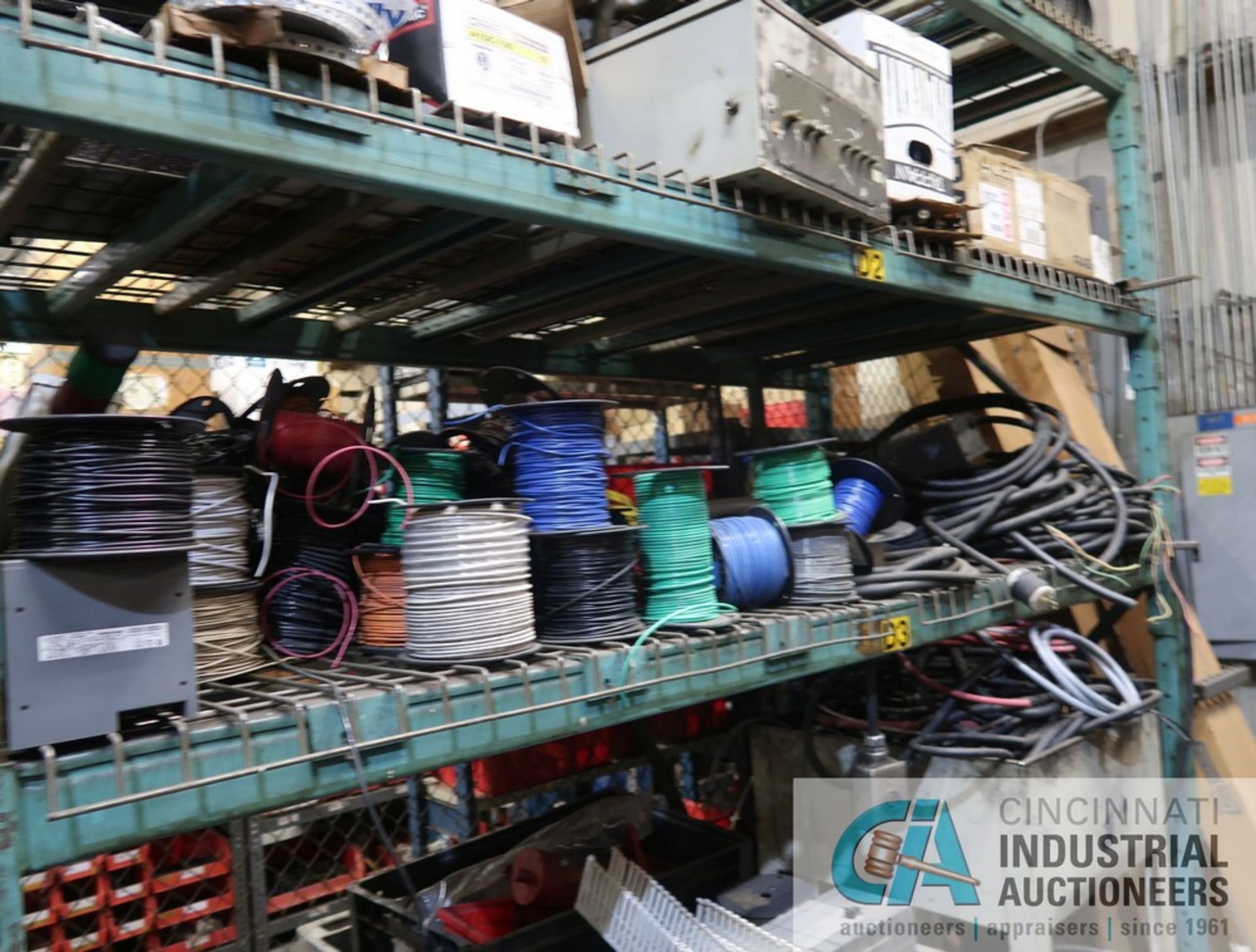 (LOT) CONTENTS ONLY OF (4) SECTIONS PALLET RACK CONSISTING OF WIRE SWITCHES, DISCONNECTS AND OTHER - Image 7 of 12