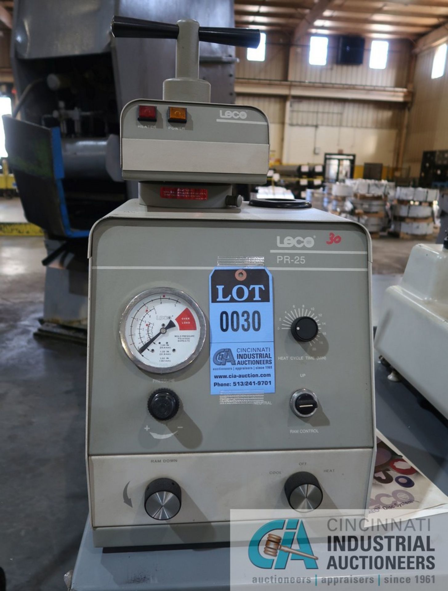 LECO MODEL PR-25 SEMI-AUTOMATIC MOUNTING PRESS; S/N 3647