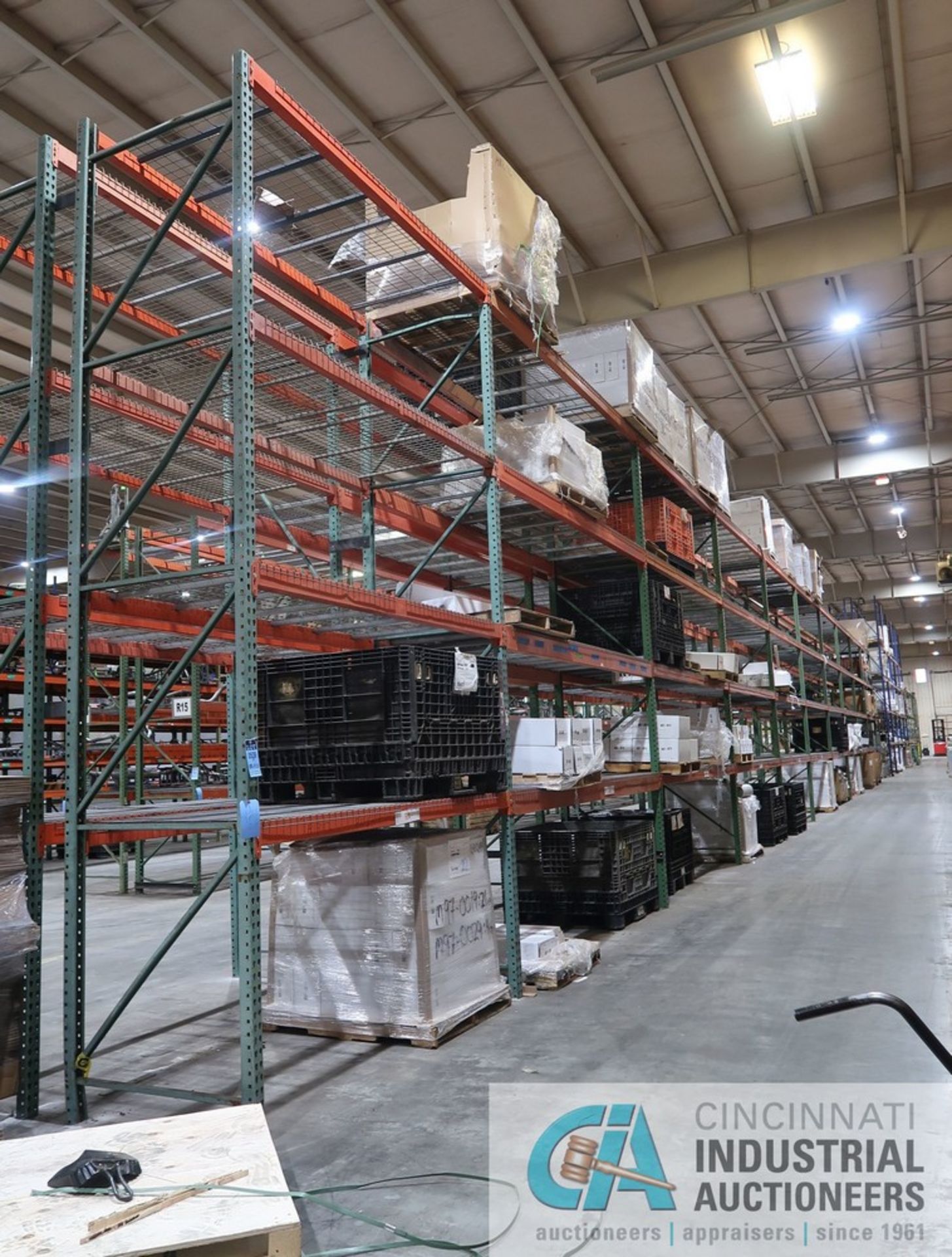 SECTIONS 42" X 144" X 16' PALLET RACK, (11) UPRIGHTS, (80) 5" FACE CROSSBEAMS, WIRE DECKING