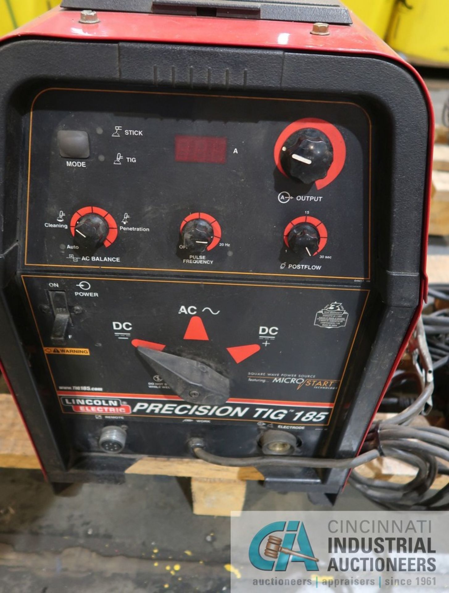 185 AMP LINCOLN ELECTRIC PRECISION TIG 185 WELDING POWER SOURCE; S/N U1050612910 - Image 3 of 3