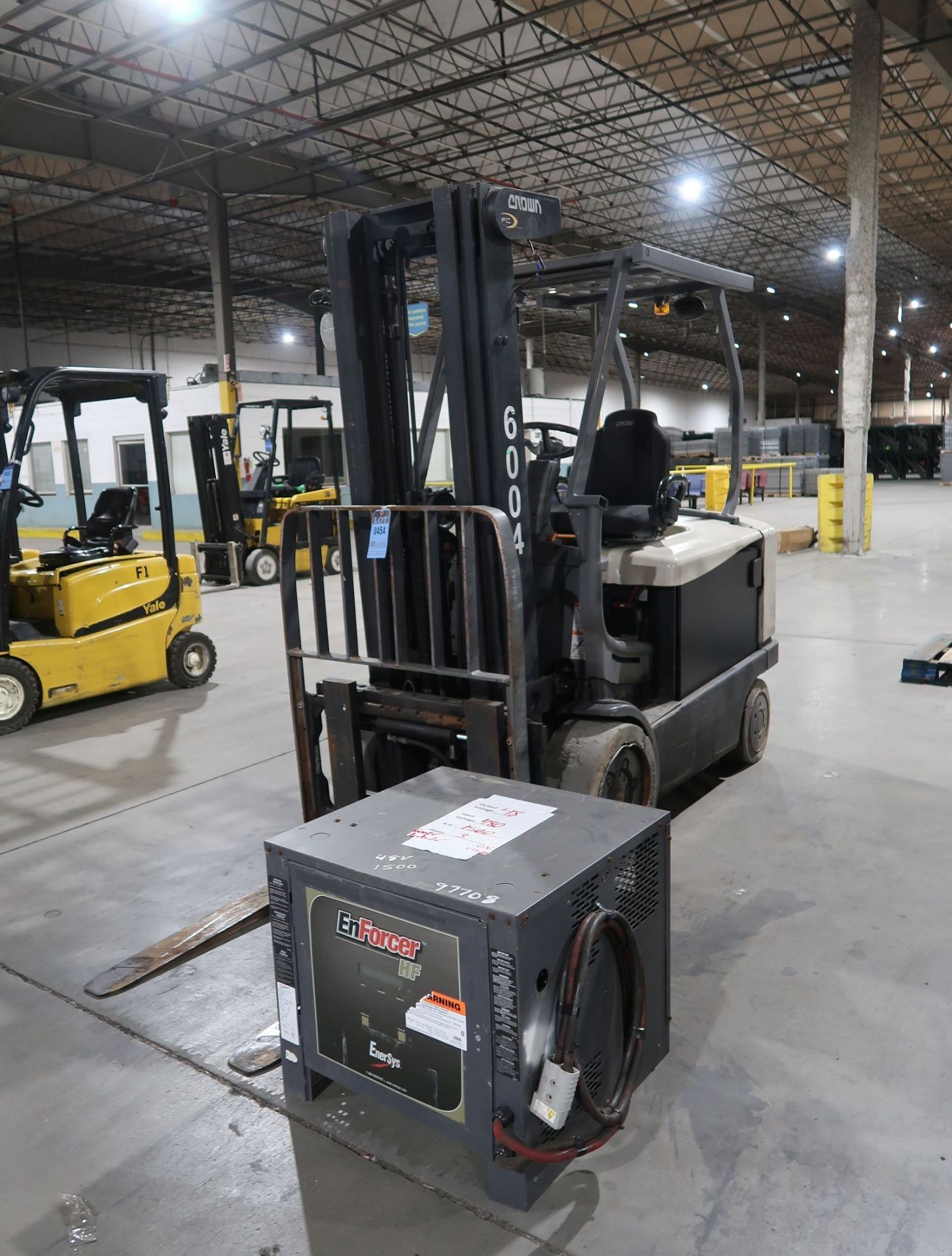 Late Additions - Late Model Personnel Carts & Genie Boom Lift - Image 2 of 7