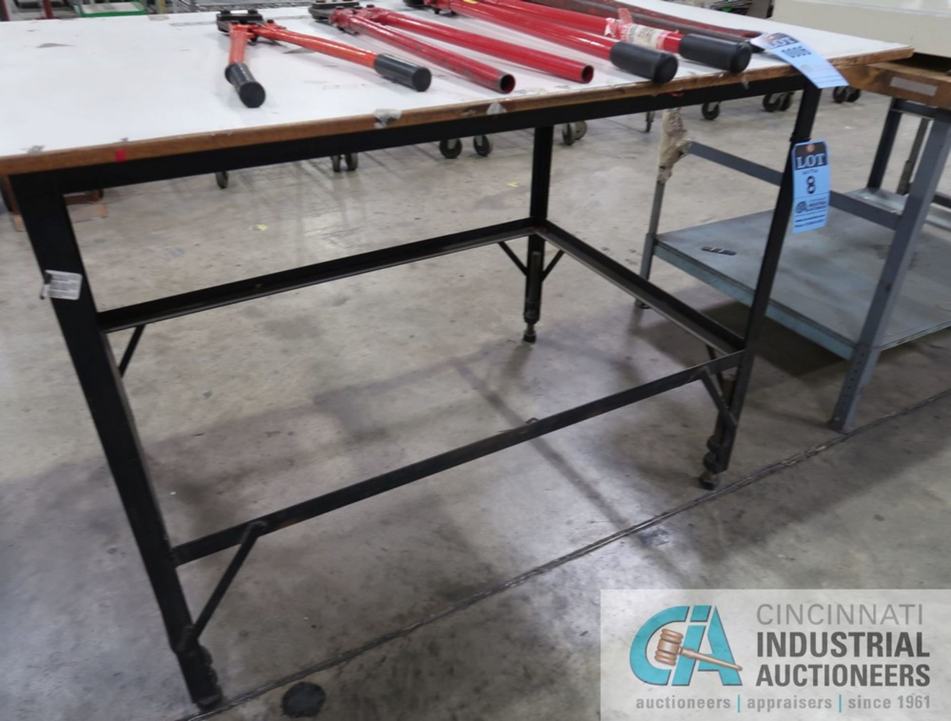 (LOT) MISCELLANEOUS SIZE STEEL FRAME WOOD TOP BENCHES **SPECIAL NOTICE - DELAYED REMOVAL - PICKUP - Image 2 of 4