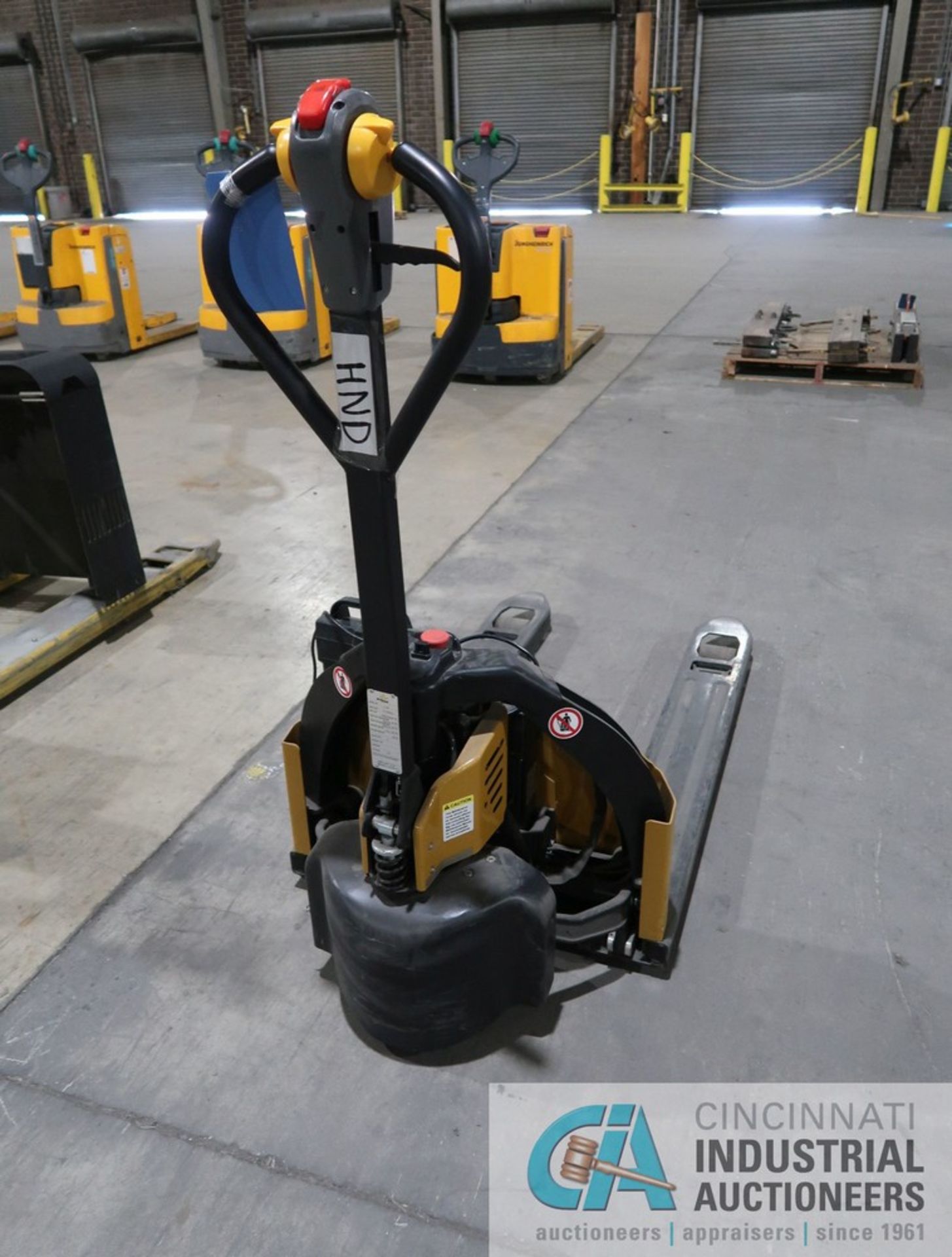 2,500 LB. BIG JOE MODEL E-25 LI-ION BATTERY WALK BEHIND PALLET TRUCK; S/N 727190863, WITH CHARGER, - Image 4 of 5