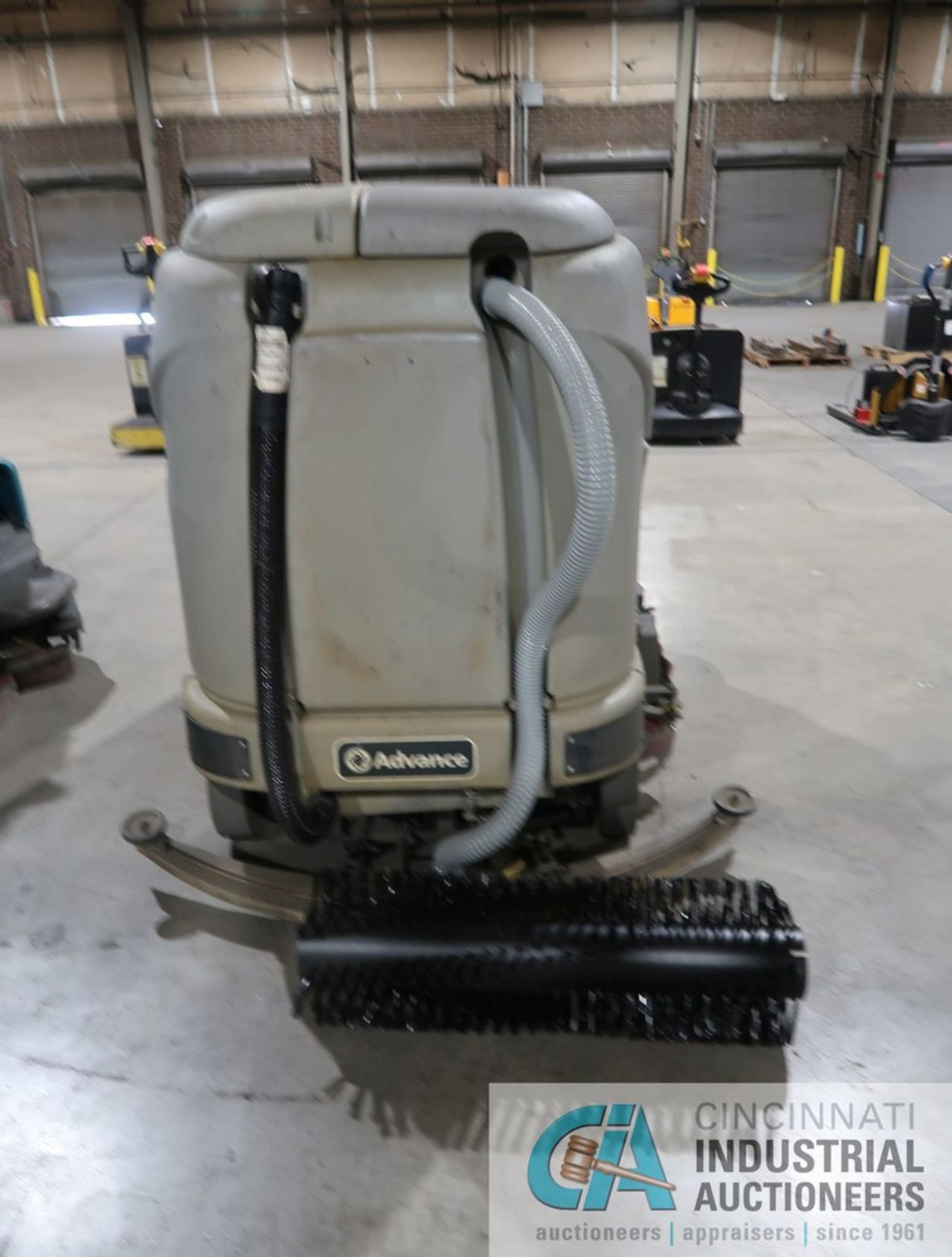 ADVANCE MODEL 4830C ELECTRIC SIT DOWN FLOOR SCRUBBER; S/N 1000045298, 36 VOLT SYSTEM - Image 4 of 7