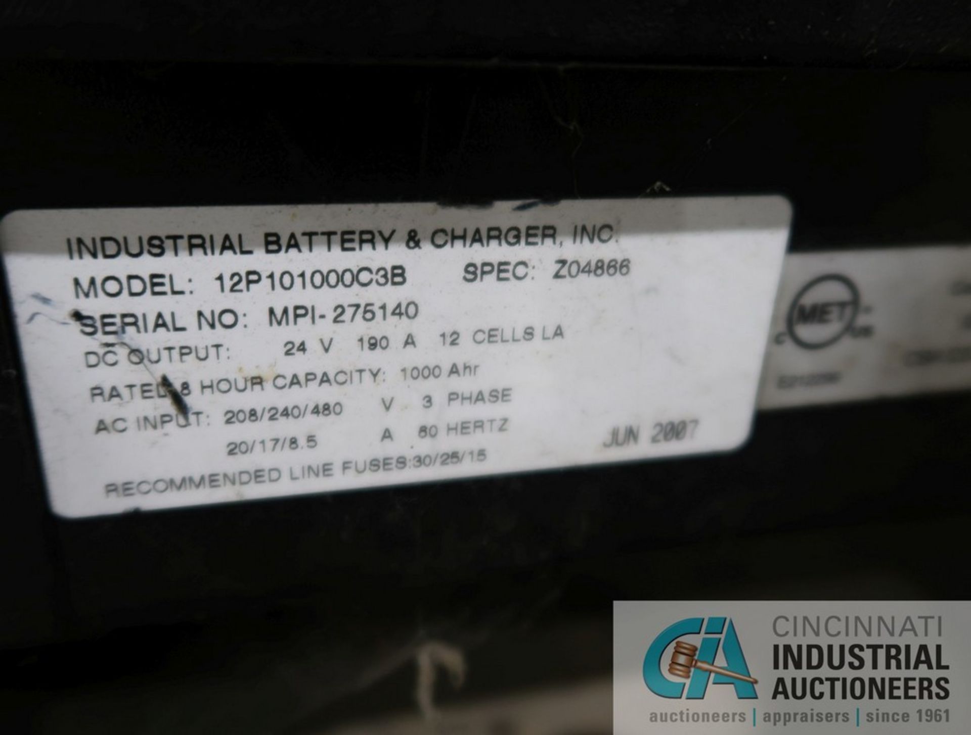 24 VOLT INDUSTRIAL BATTERY AND CHARGER INC PLUS ONE ADVANTAGE BATTERY CHARGER **SAFETY SWITCH - Image 2 of 2