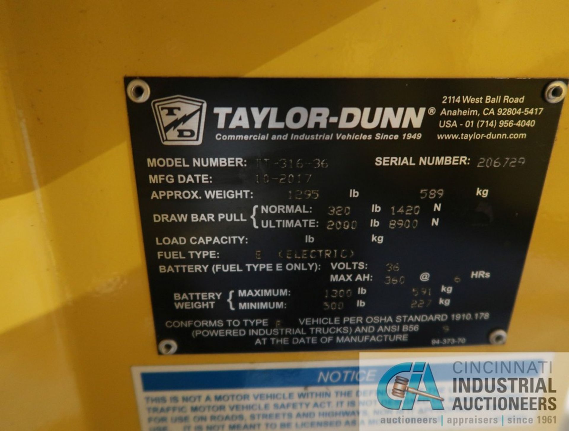 TAYLOR-DUNN MODEL TT-316-36 SIT DOWN THREE-WHEEL MAINTENANCE VEHICLE; S/N 206729 (NEW 10-2017), WITH - Image 7 of 7