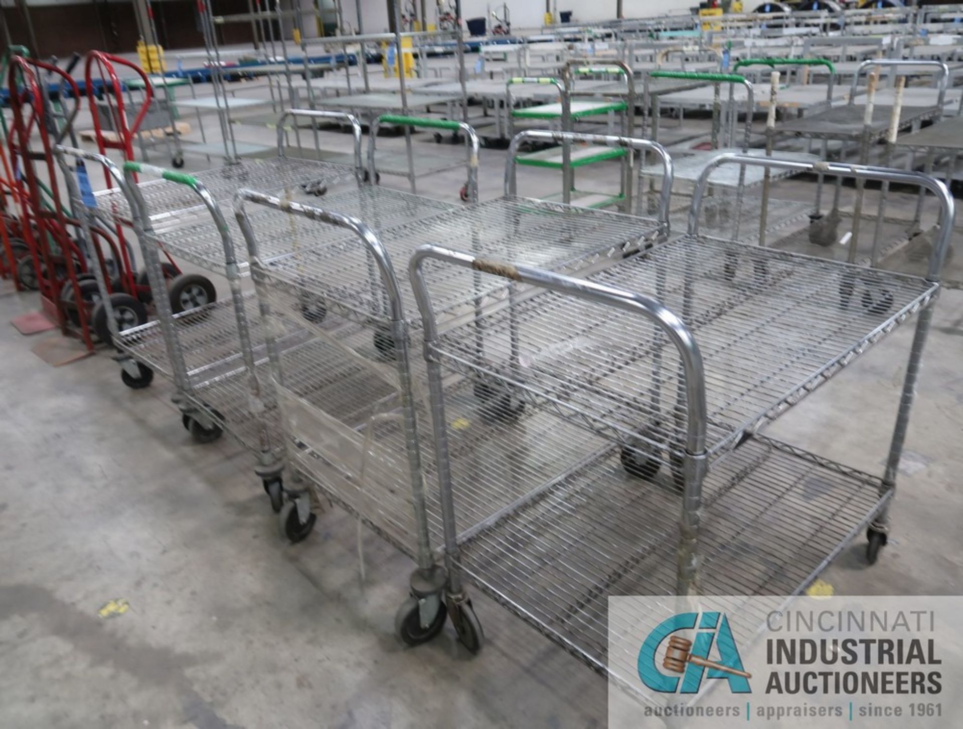 24" X 36" PORTABLE METRO STYLE WIRE CARTS - Image 3 of 3