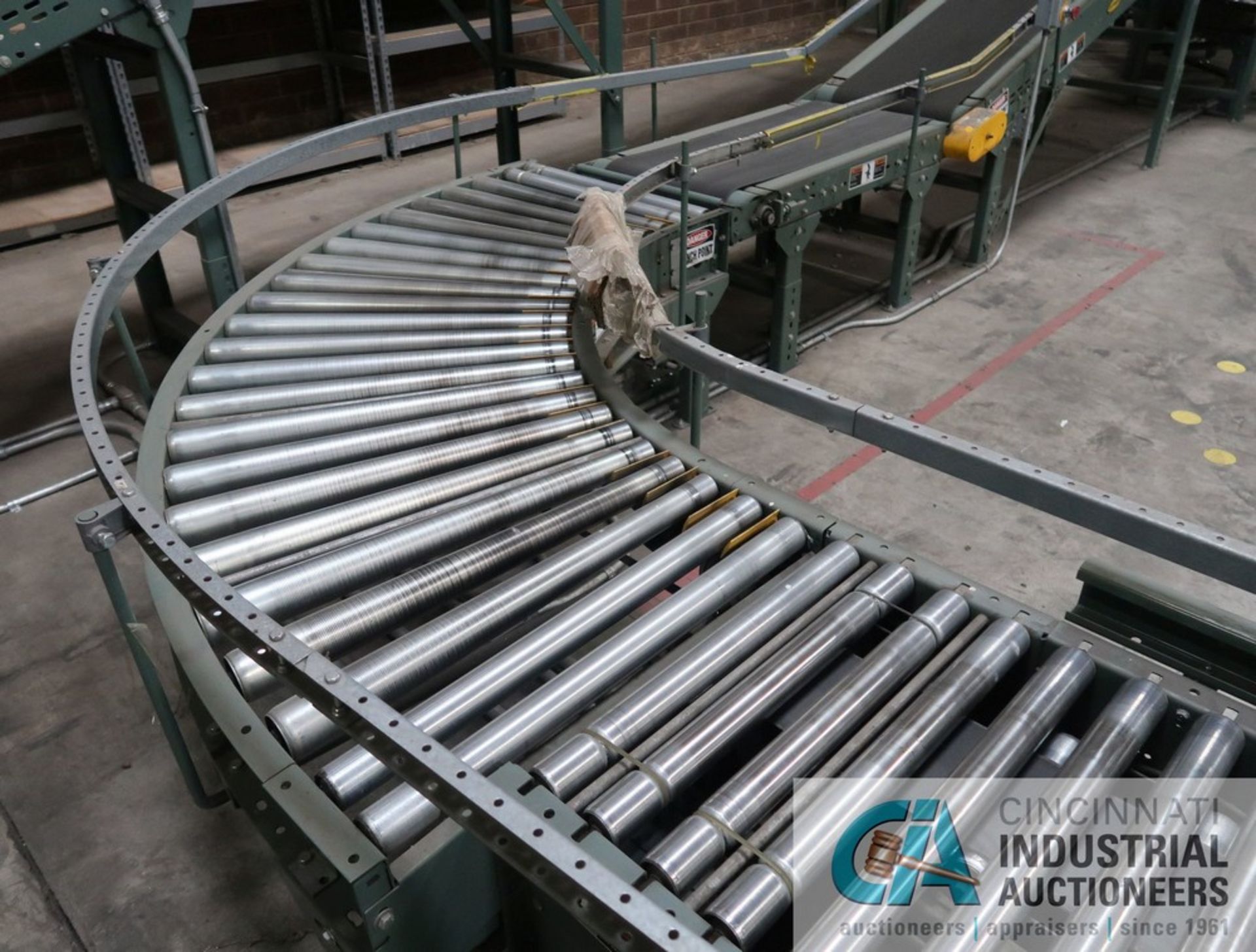 24" WIDE X 160' (APPROX.) HYTROL MODEL 190-ABA POWER ROLLER BALL CONVEYOR WITH CURVE AND 35' X 18" - Image 5 of 19