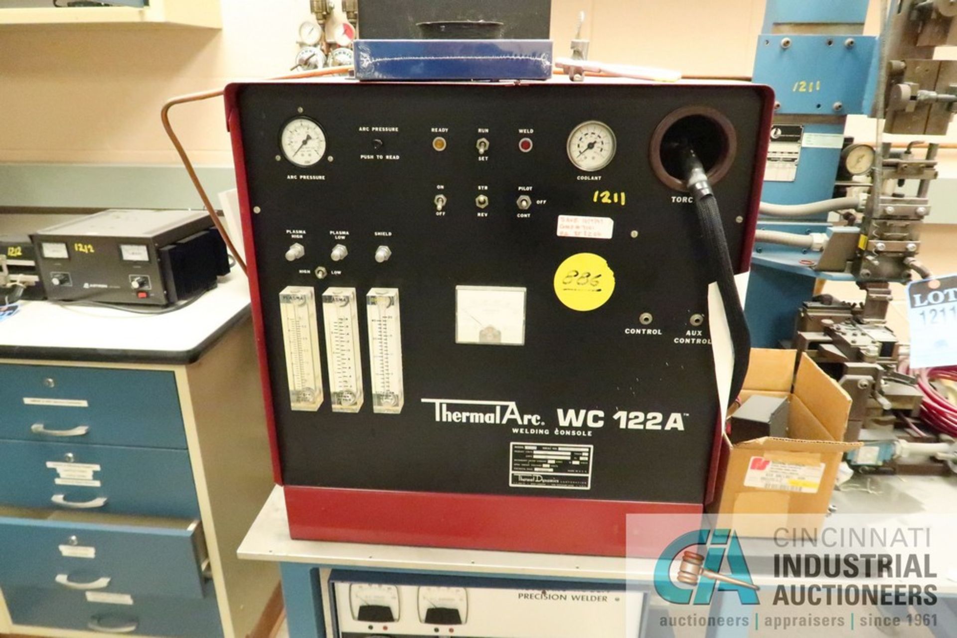 PRECISION RESISTANCE WELDING BENCH WITH THERMAL ARC 122A AND MILLER AUTO ARC TIG 50A POWER - Image 2 of 6