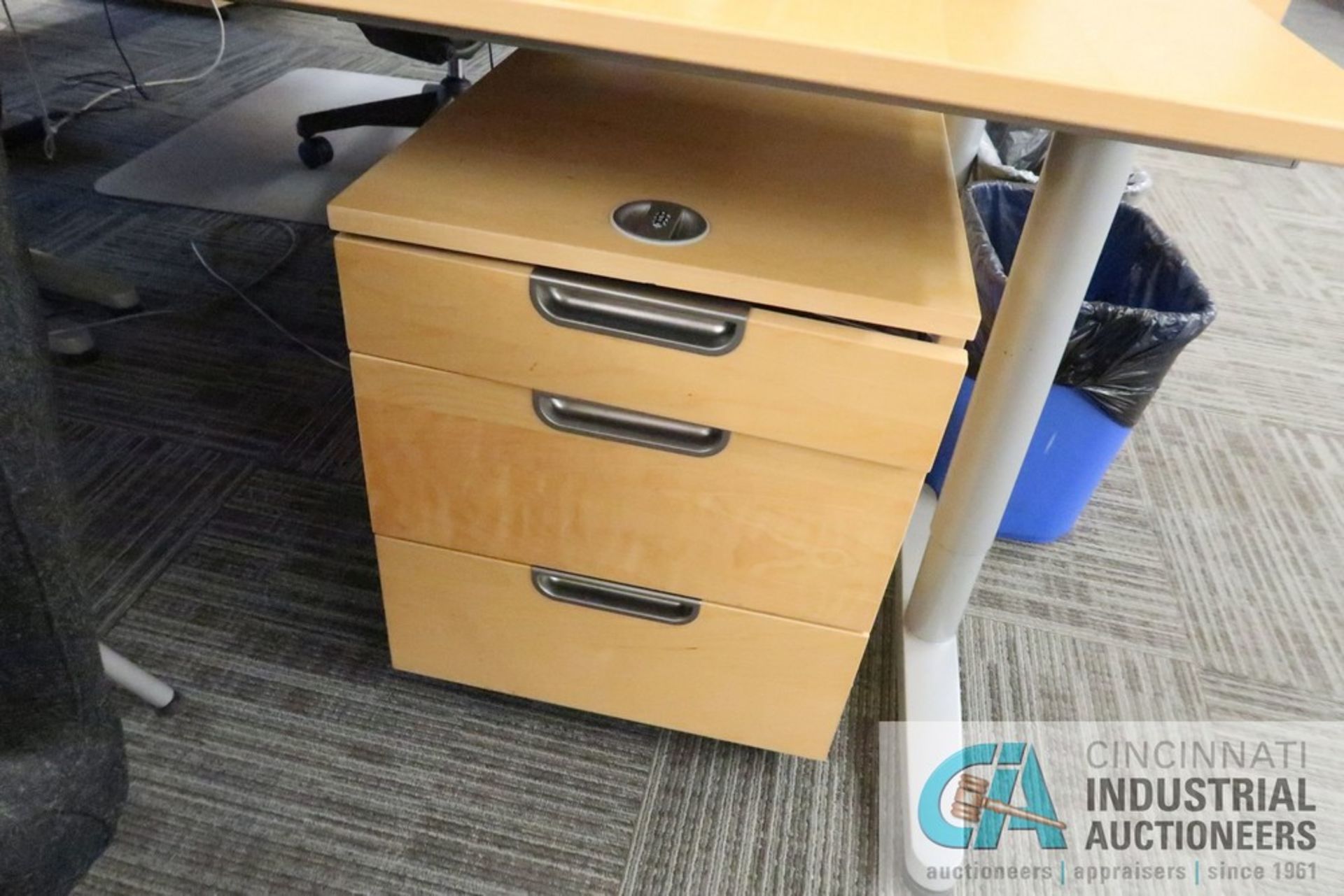 79" X 86" X 24" GALANT L-SHAPED DESK, (1) 3-DRAWER CABINET, (1) BOOKCASE WITH LOWER STORAGE, (1) - Image 3 of 5