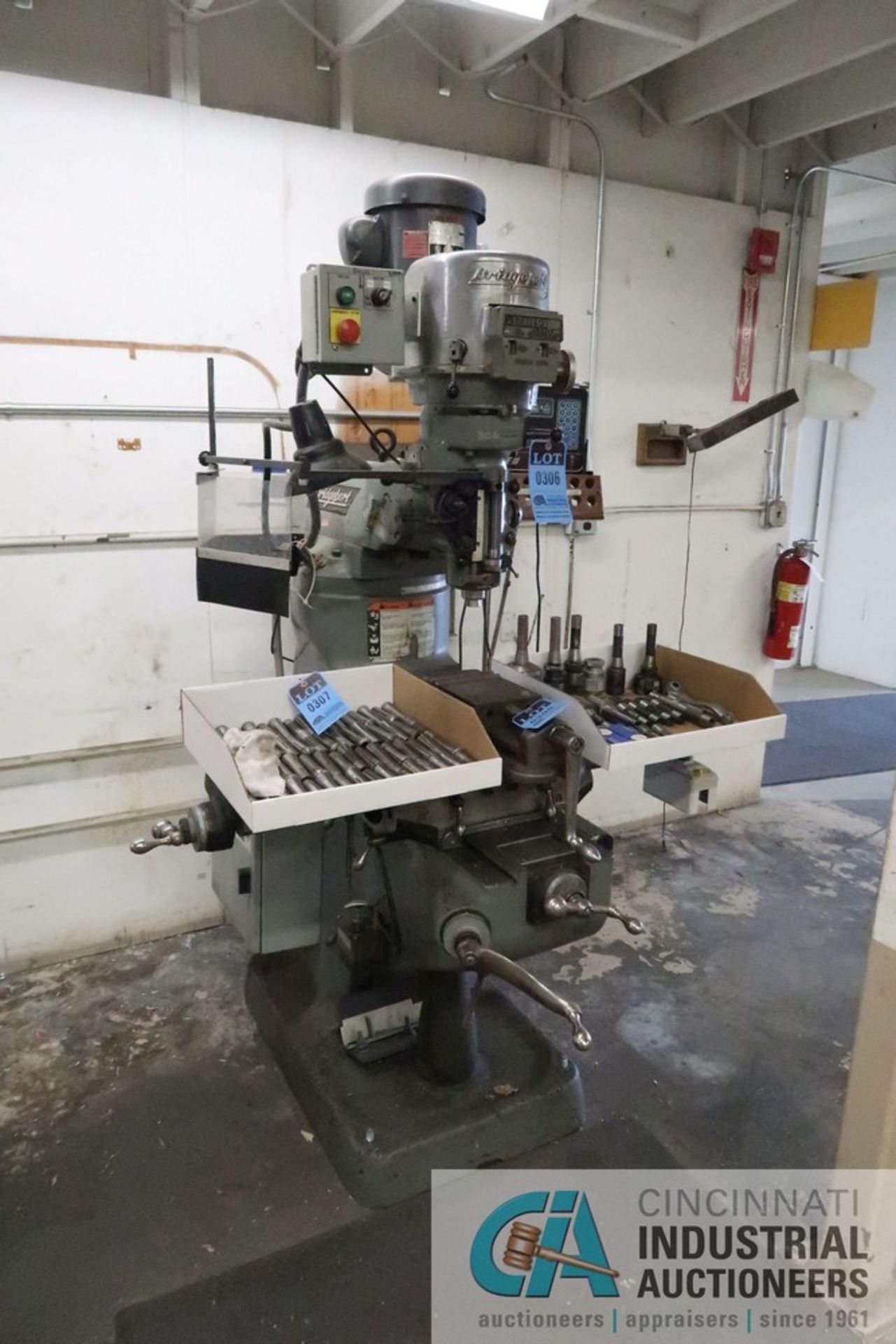 BRIDGEPORT SERIES II MILLING MACHINE; S/N 247802, 2 HP, 9" X 42" TABLE, ACU-RITE III, DIGITAL READ