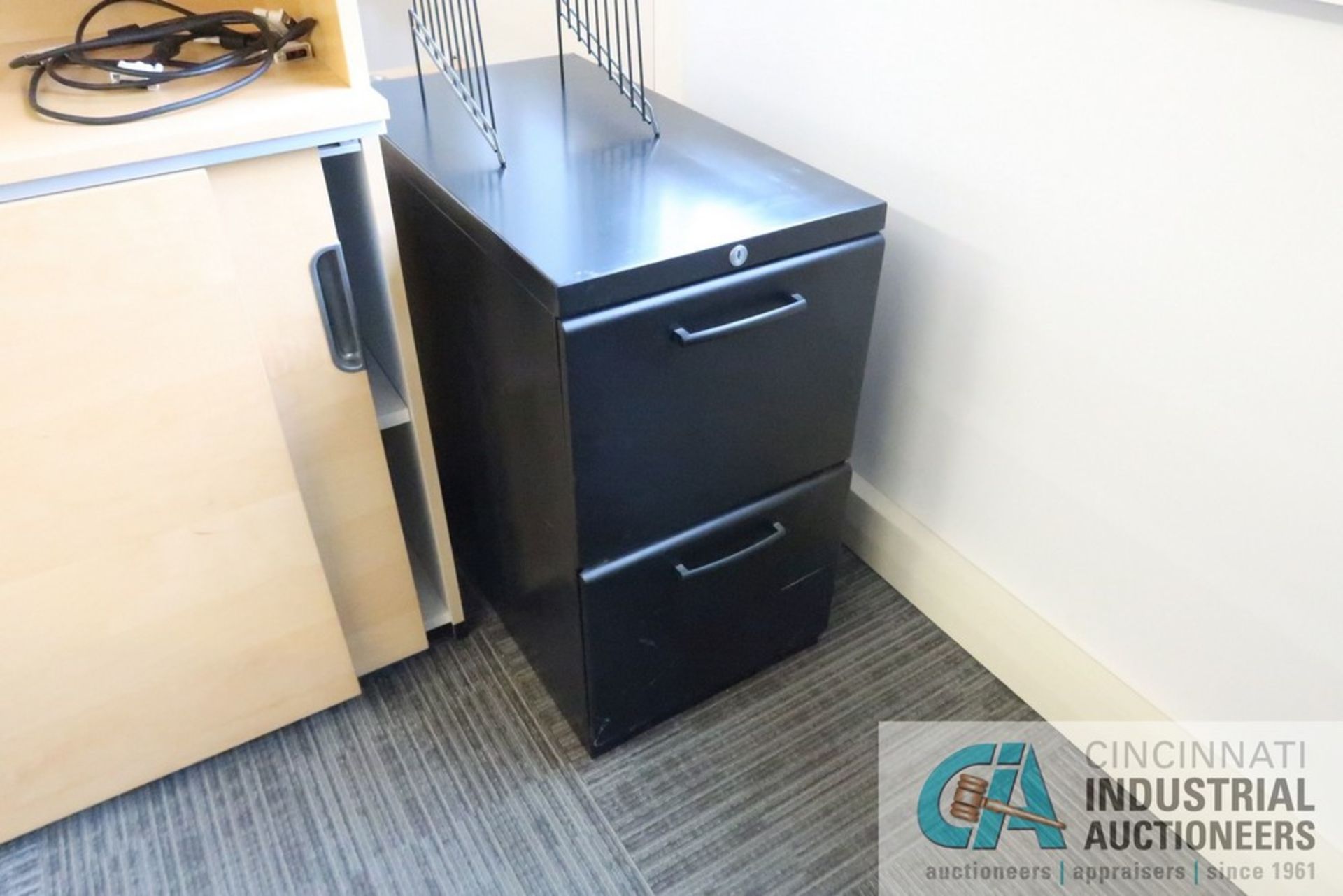 79" X 86" X 24" GALANT L-SHAPED DESKT, (1) 3-DRAWER CABINET, (1) 2-DRAWER CABINET, (1) BOOKCASE WITH - Image 6 of 6