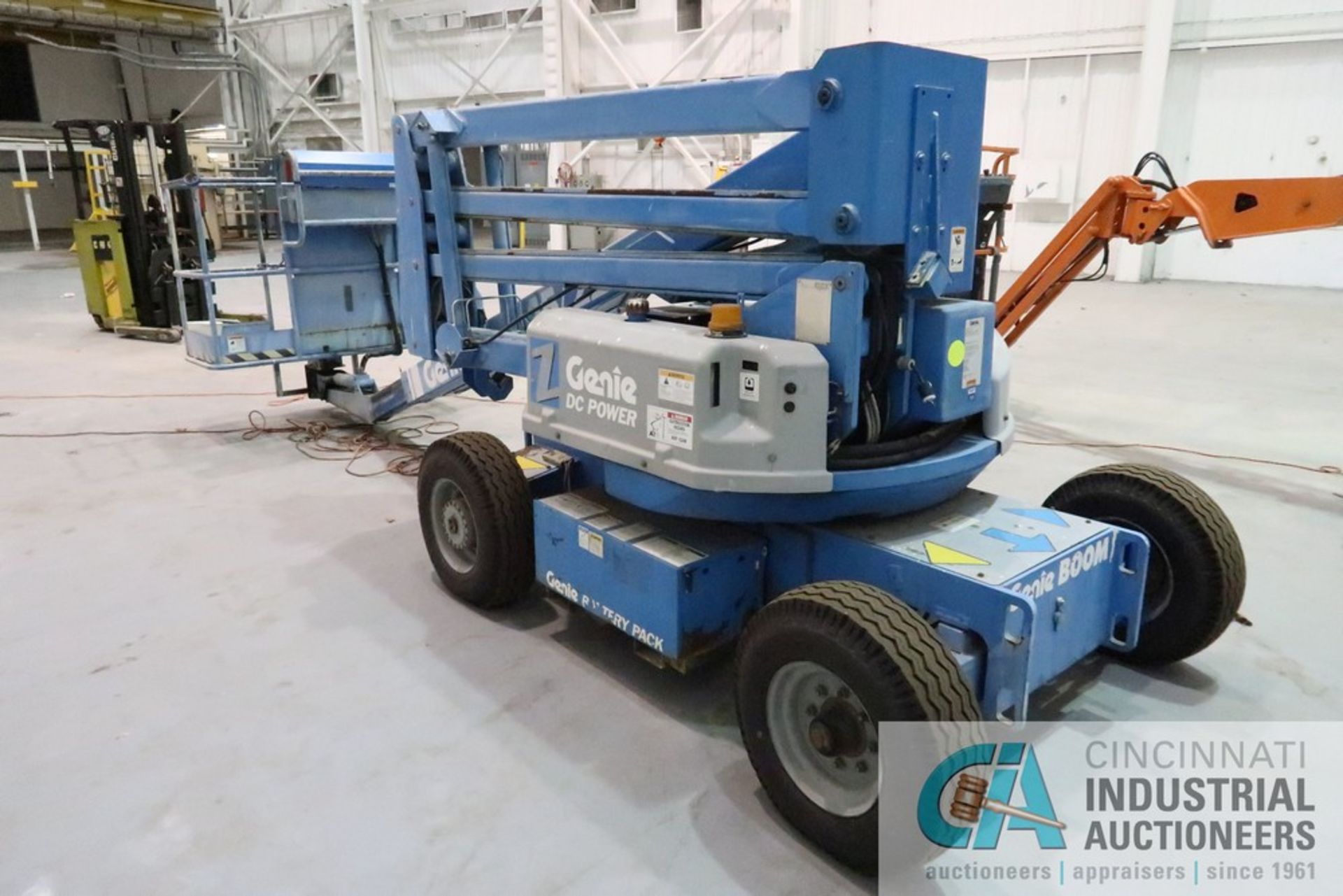 GENIE MODEL Z-45/22MP ELECTRIC BOOM LIFT; S/N Z45-851, 500 LB. RATED WORK LOAD, MAX PLATFROM - Image 3 of 12