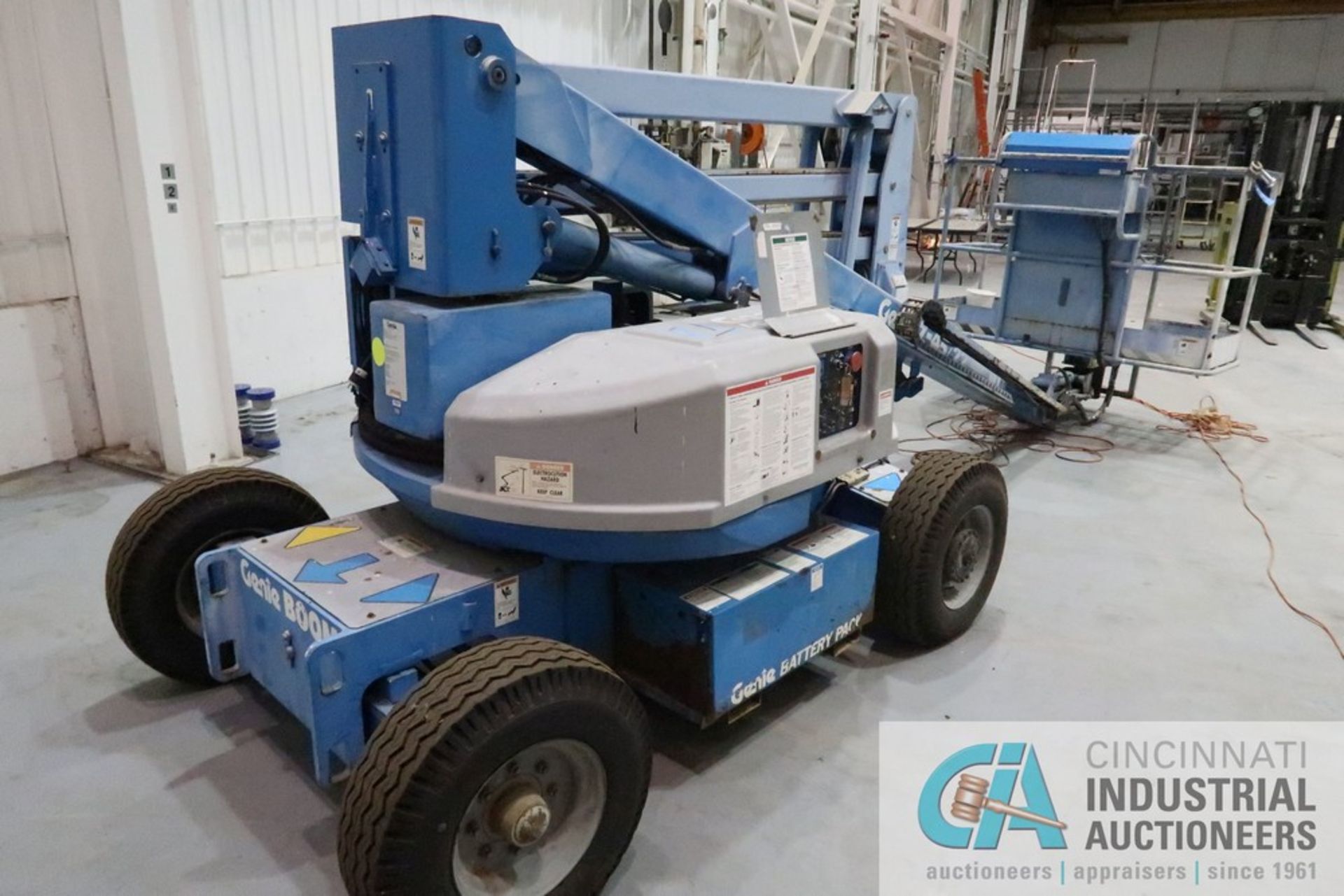 GENIE MODEL Z-45/22MP ELECTRIC BOOM LIFT; S/N Z45-851, 500 LB. RATED WORK LOAD, MAX PLATFROM - Image 4 of 12