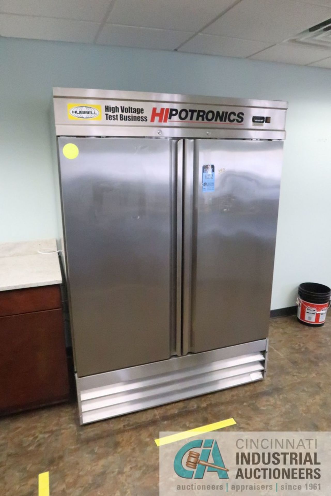 INTERTAK MODEL CFD-2RR DOUBLE DOOR REFRIGERATOR, NEEDS RE-CHARGED