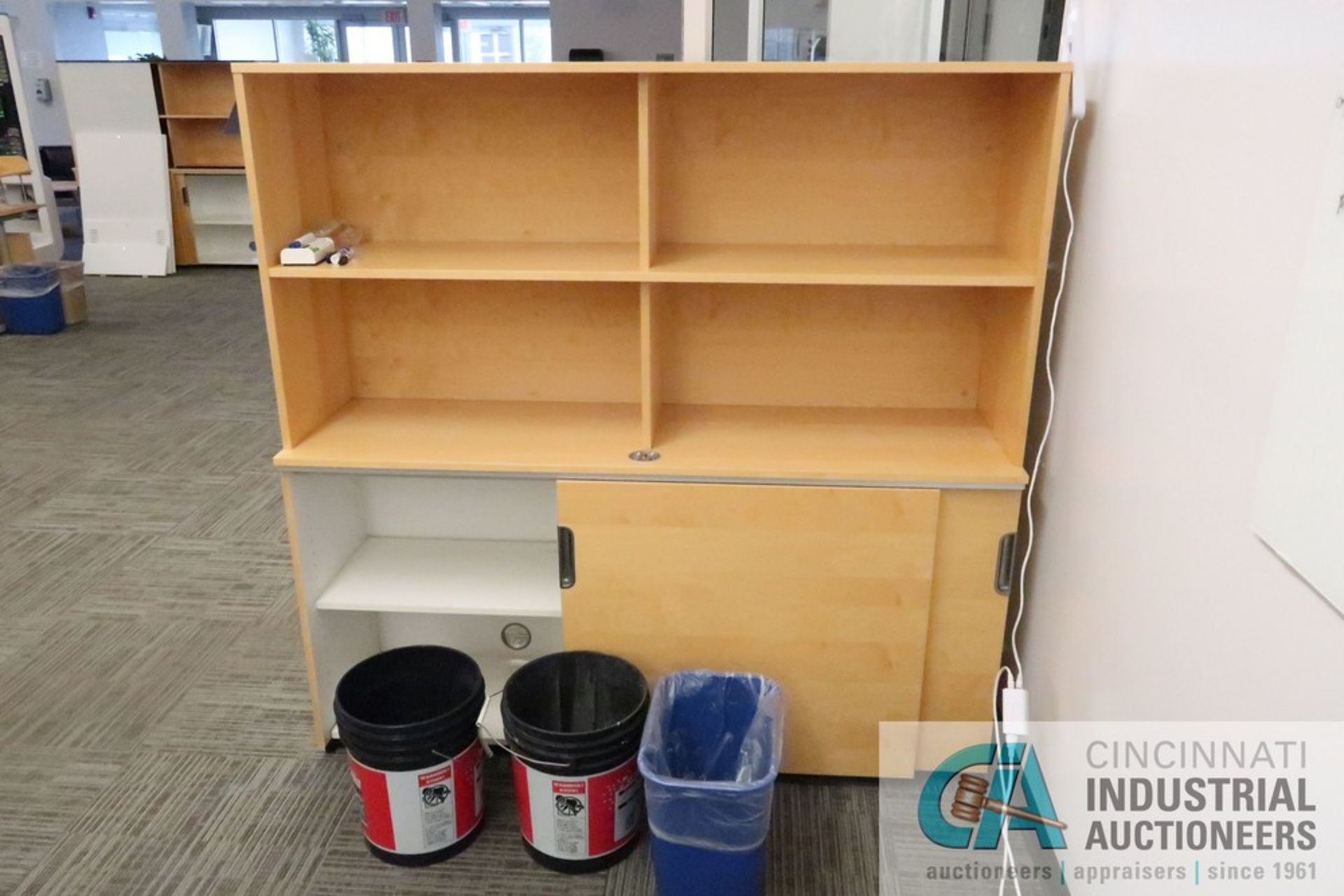 79" X 86" X 24" GALANT L-SHAPED DESK WITH (1) BOOKCASE WITH LOWER STORAGE, (1) SIDE CHIAR, NO - Image 3 of 3