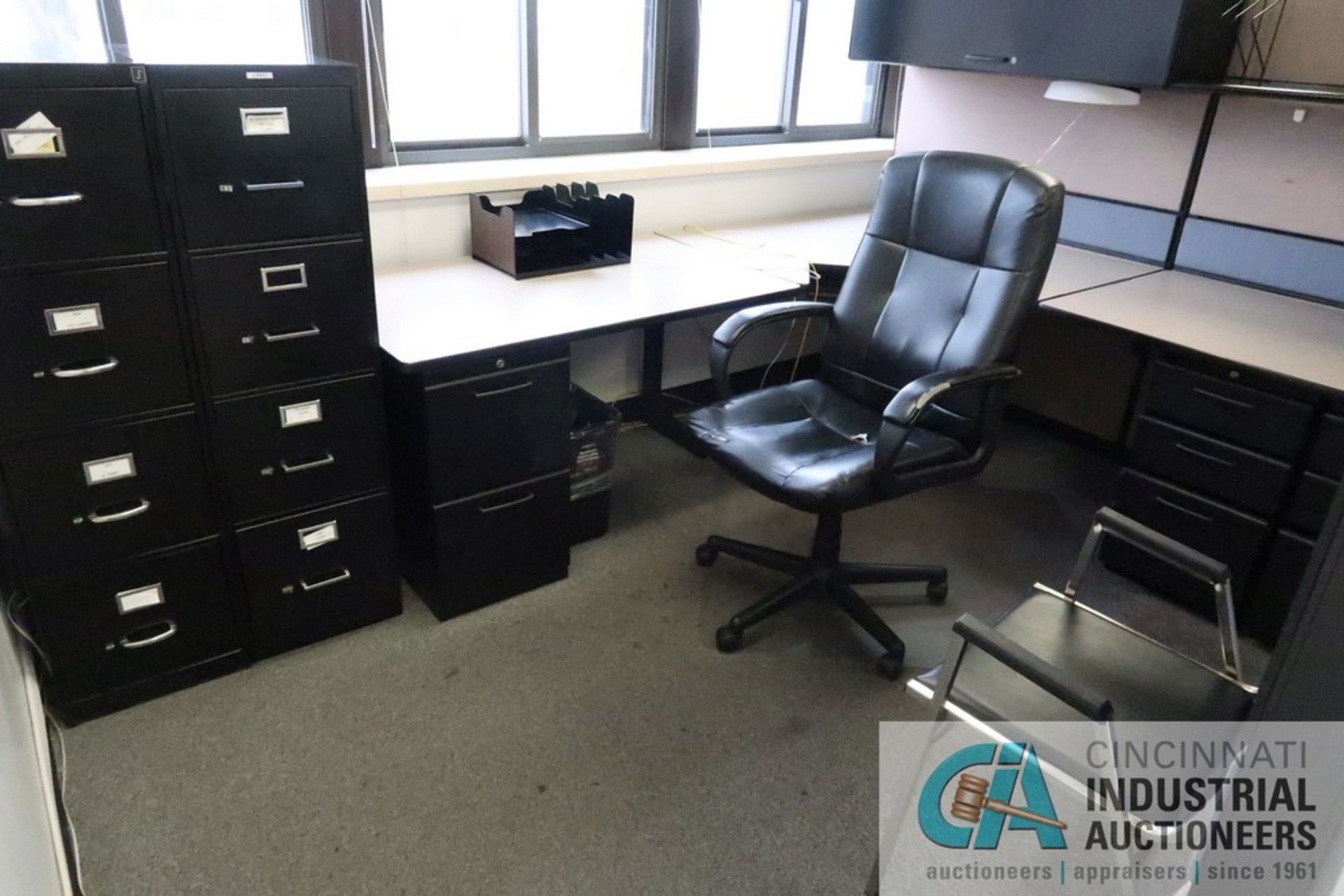 (LOT) (4) CUBICLES, 96" X 96" L-SHAPED DESKS, (4) EXECUTIVE CHAIRS, (3) SIDE CHAIRS, FILE CABINETS - Image 2 of 6