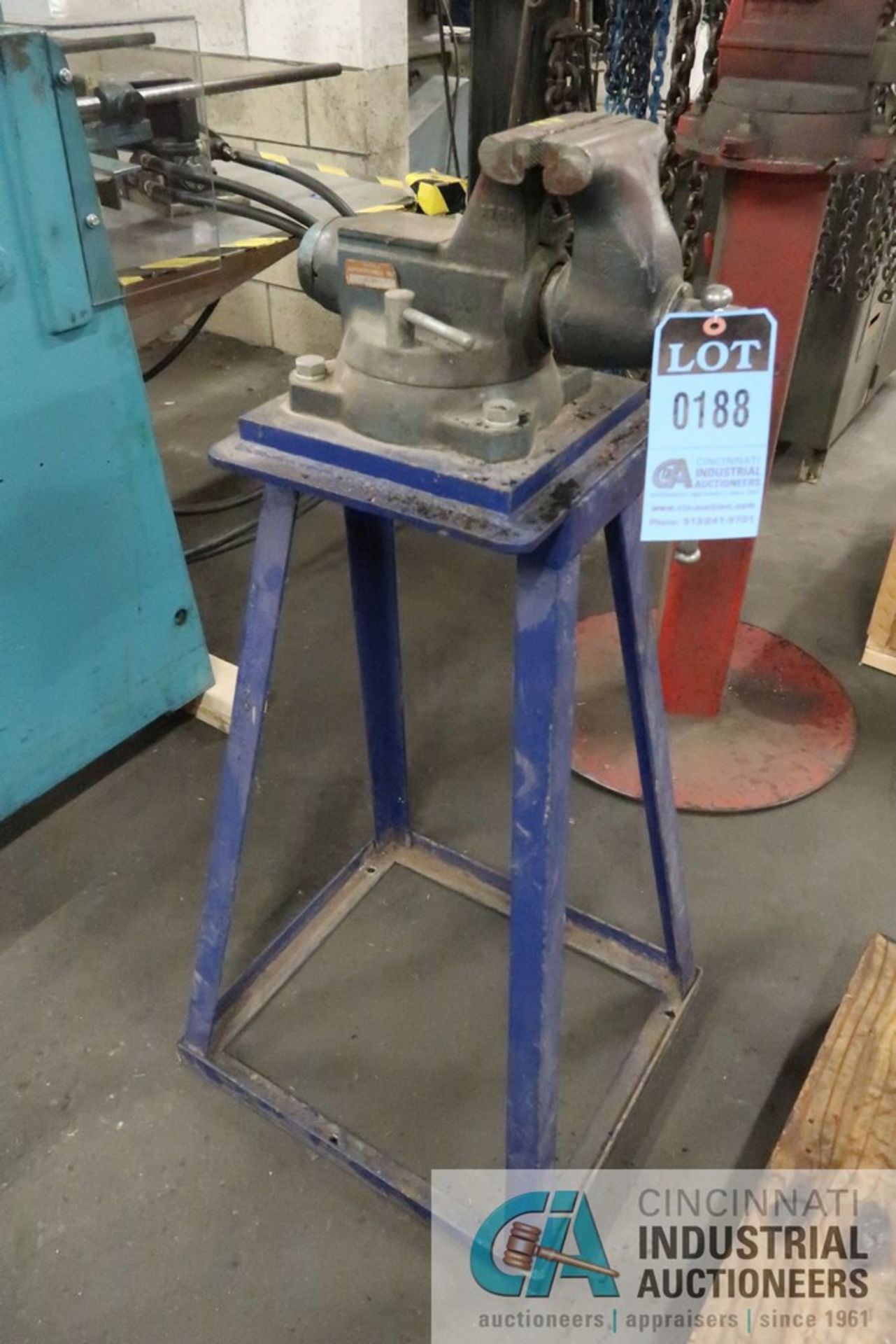 5" BENCH VISE MOUNTED ON STEEL STAND