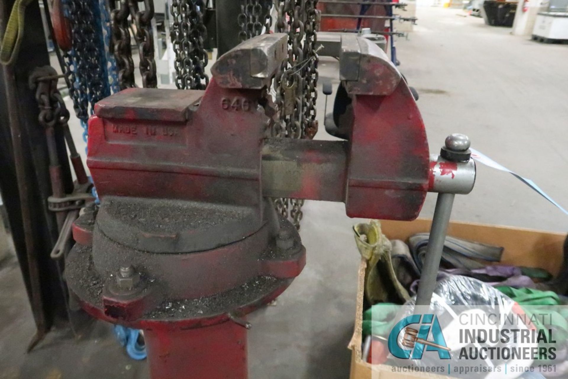 6" BENCH VISE MOUNTED ON STEEL STAND - Image 2 of 2