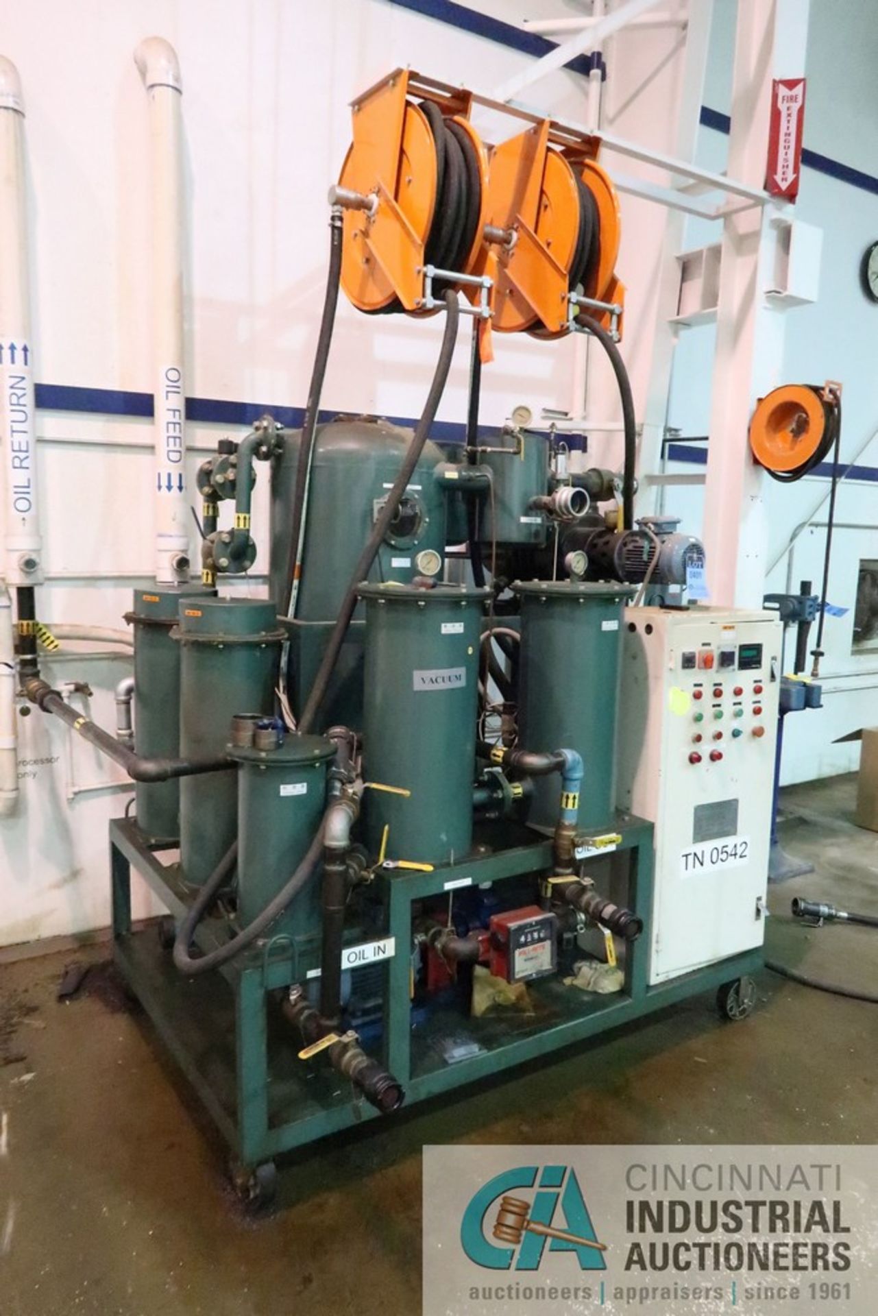 ZYD MODEL 100 HIGH EFFICIENCY TWO-STAGE VACUUM OIL PURIFIER; S/N 20090716-2, FLOW RATE 100 L/MIN, 80 - Image 2 of 9