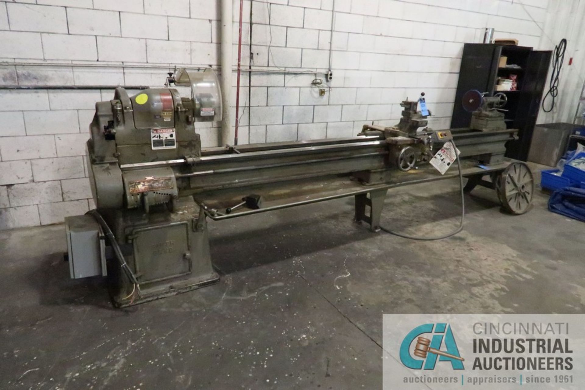 SOUTHBEND MODEL CL198K LATHE, 8", 3-JAW CHUCK, 24" SWING, 24" FACEPLATE, 120' BED LENGTH, ALORIS - Image 2 of 9