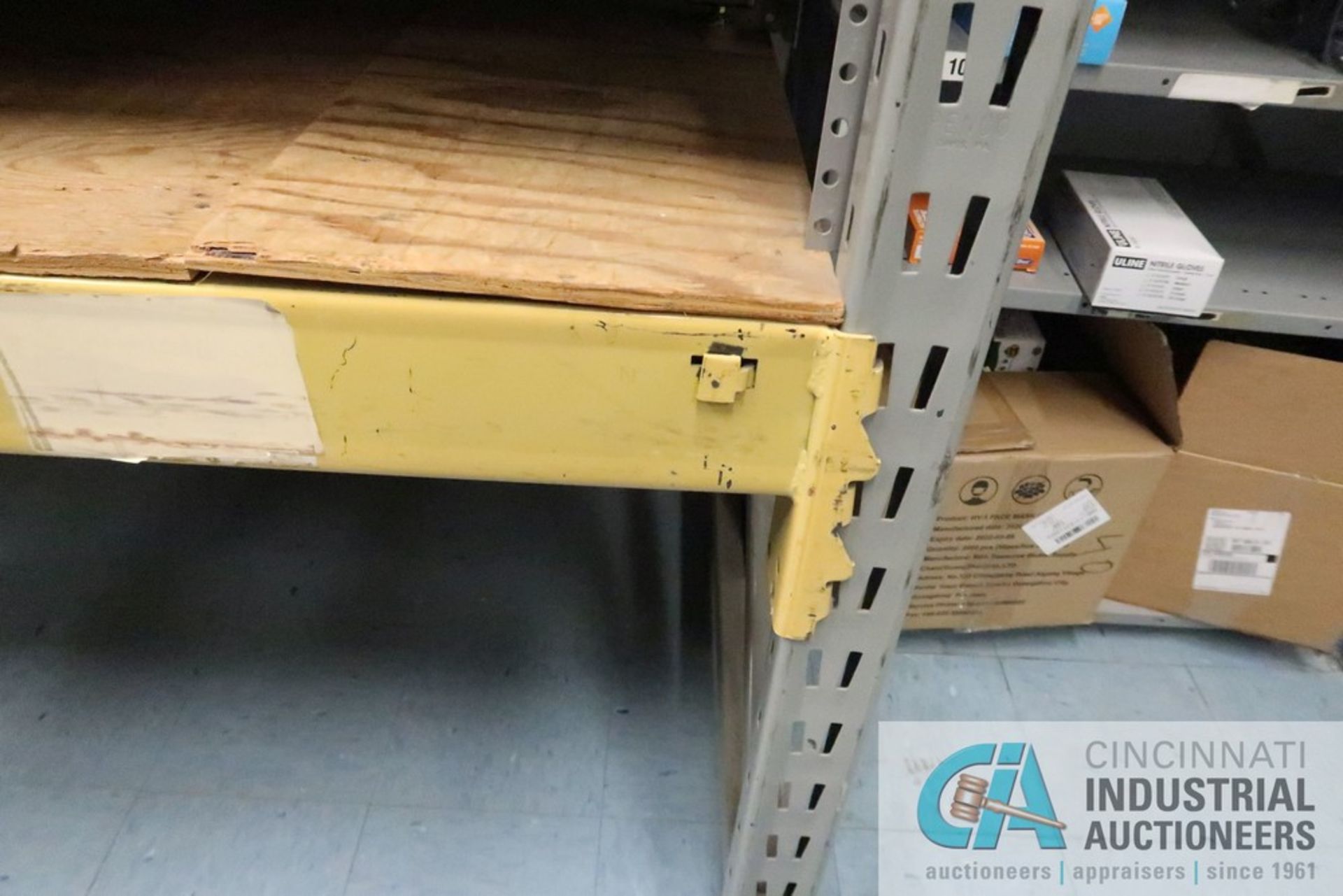SECTIONS 42" X 108" X 12' PALLET RACK, (5) UPRIGHTS, (18) 4-1/2" FACE CROSS BEAMS - Image 4 of 4