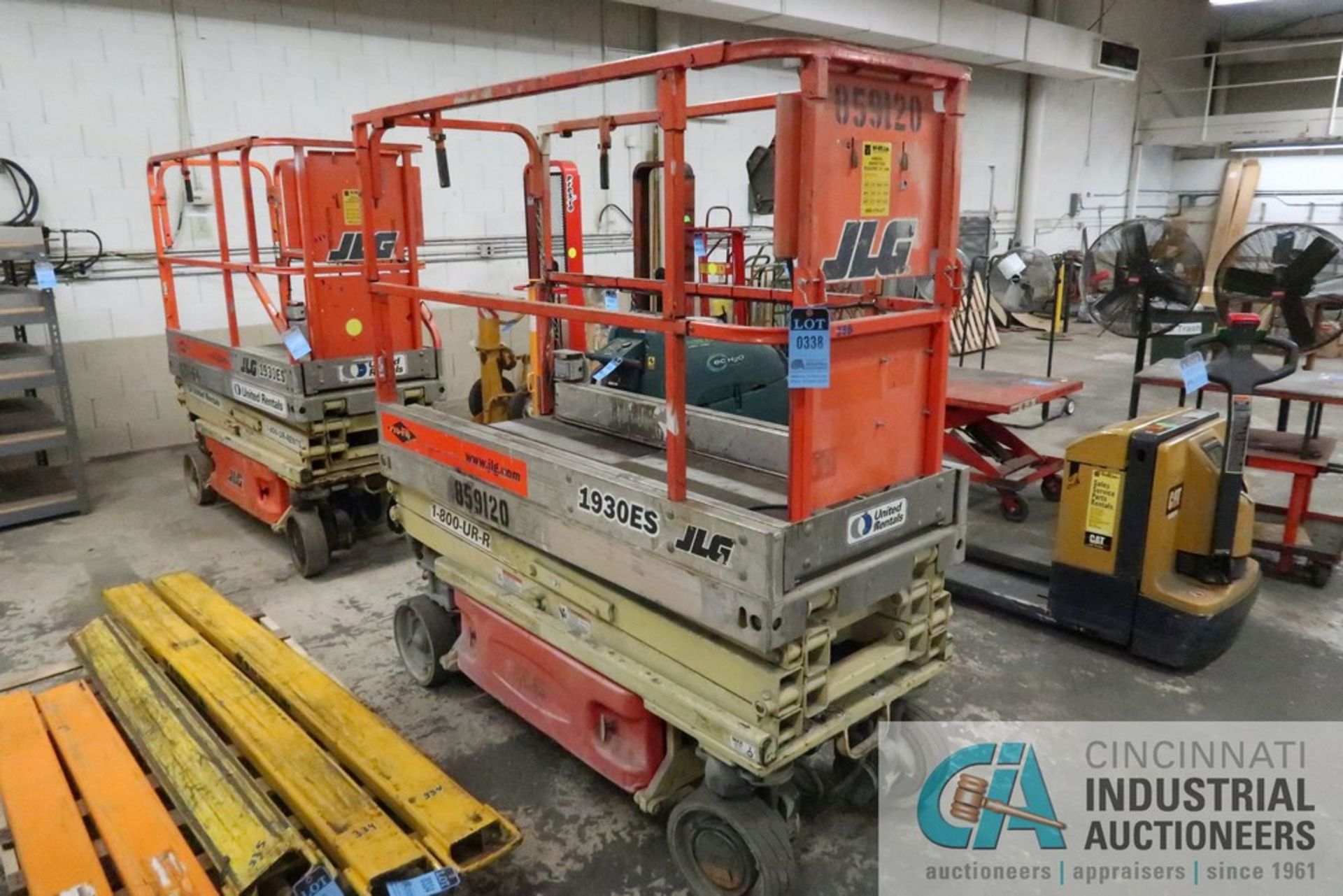 JLG MODEL 1930ES ELECTRIC SCISSOR LIFT; S/N 0200154261, MAX PLATFORM HEIGHT 18', 24 VOLT, 500 LB.