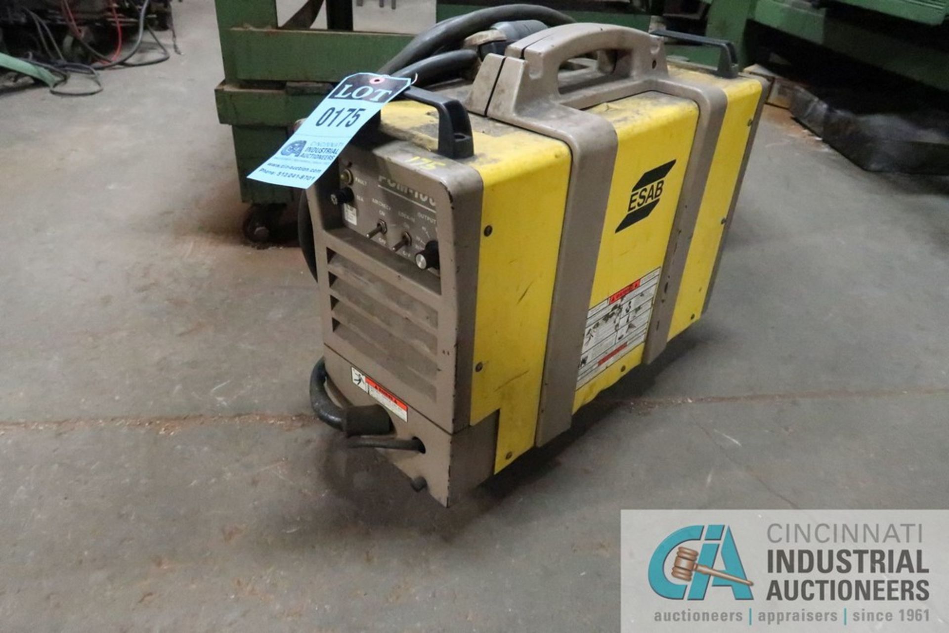 ESAB MODEL PCM-1000i PLASMA CUTTER