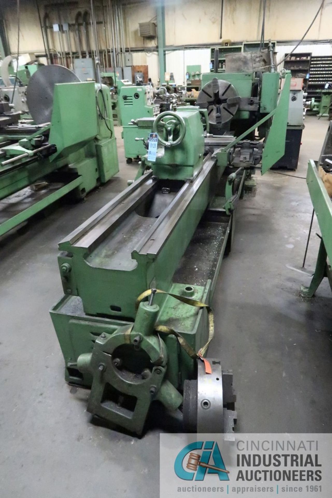 26" X 96" LEBLOND ENGINE LATHE; S/N 5H-555, 2" SPINDLE HOLE, 18" 4-JAW CHUCK, TAPER ATTACHMENT, - Image 4 of 15