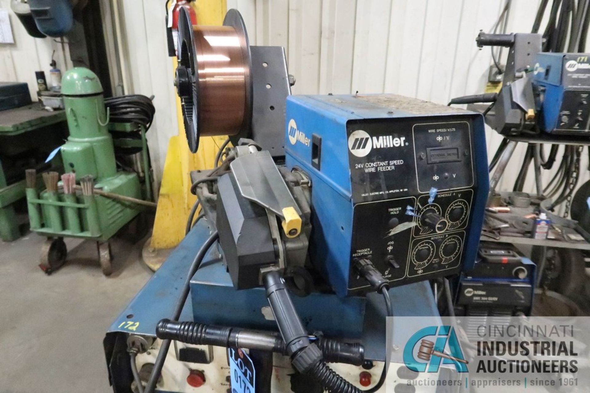 MILLER WELDING POWER SOURCE WITH MILLER 24V CONSTANT SPEED WIRE FEEDER AND SPOOLMATIC FEEDER GUN - Image 3 of 5