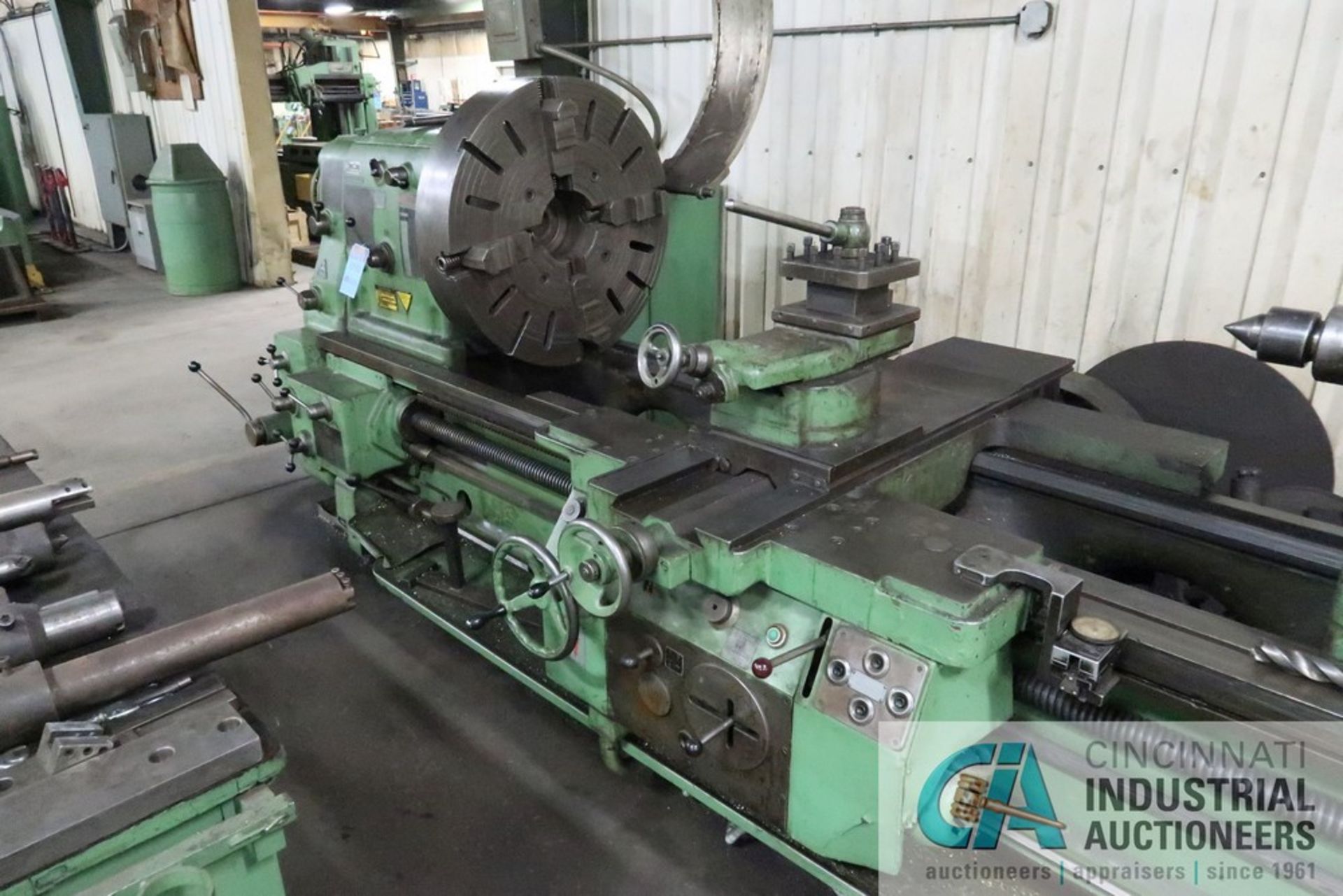 36" X 17' TOS HD ENGINE LATHE; TYPE SU-80-A; S/N 0419157, 3" SPINDLE HOLES, 31" 4-JAW CHUCK, (2) - Image 3 of 16