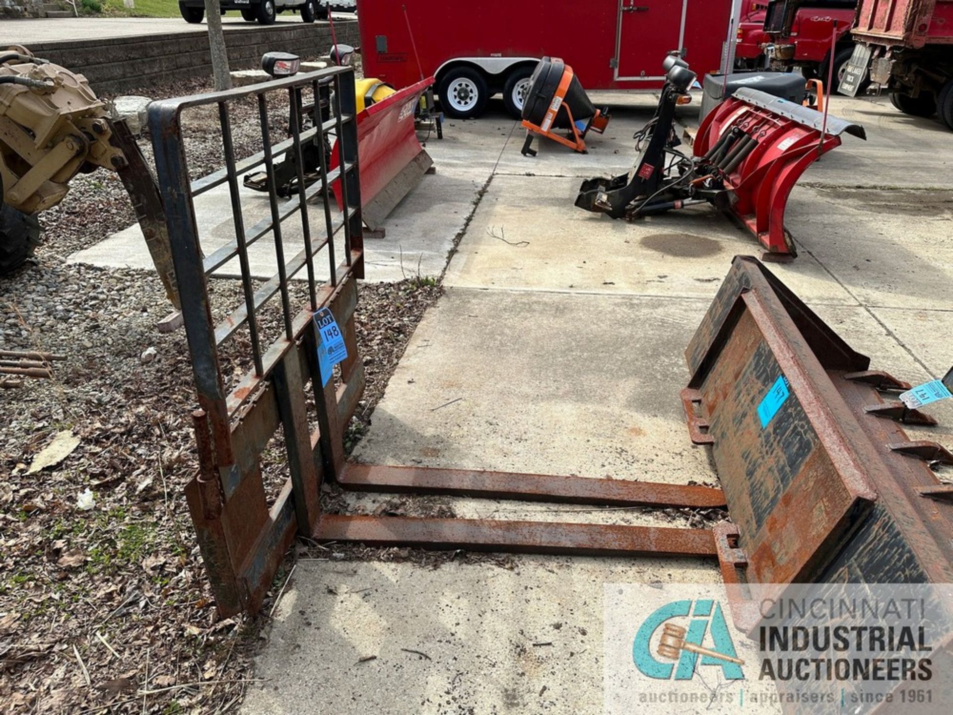 45" WIDE SKID STEER FORK ATTACHMENT 48" FORKS - Image 2 of 5