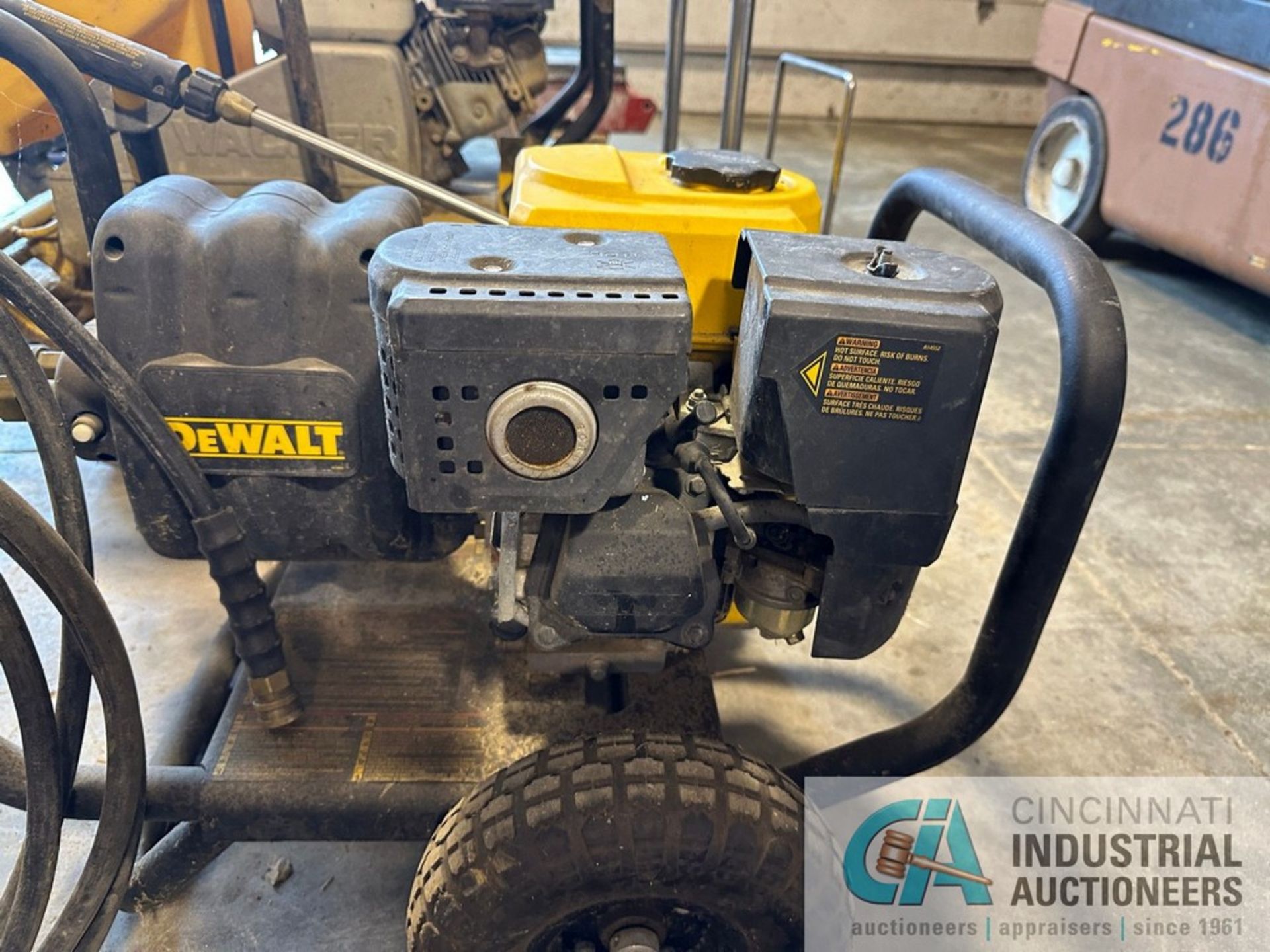 DEWALT MODEL DPD3100 196CC GAS POWERED PRESSURE WASHER - Image 3 of 4