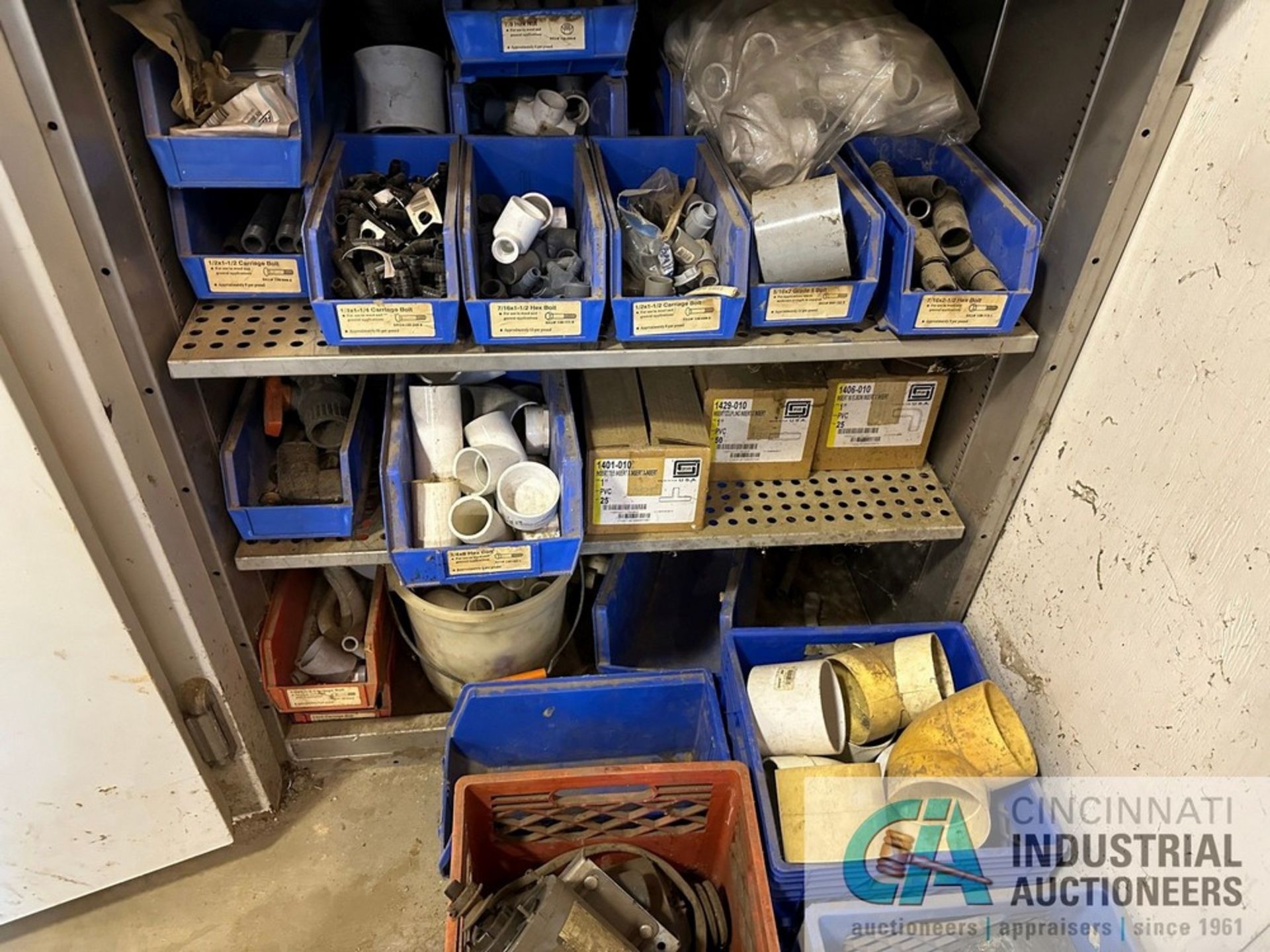 (LOT) MISCELLANEOUS PVC COUPLINGS AND CONNECTORS SPOOLED WIRE AND IRRIGATION HARDWARE WITH STORAGE - Image 11 of 14