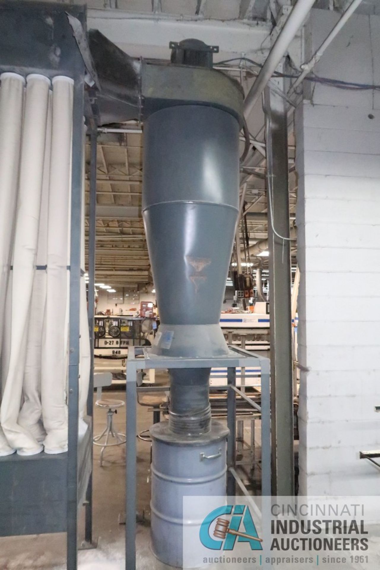 15 HP STERNVENT MODEL CYD3015 40-BAG DUST COLLECTOR; S/N 1534B - Image 3 of 5