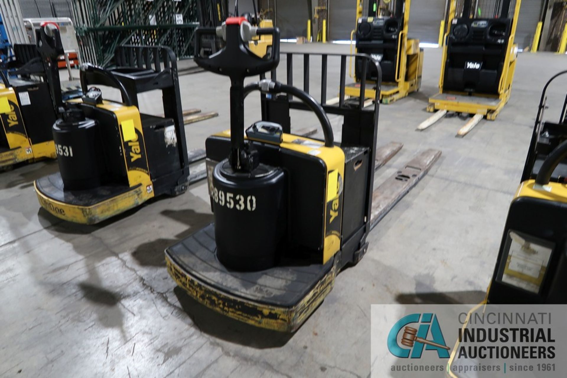 6,000 LB. YALE ELECTRIC RIDE ON PALLET TRUCK (NEW 2014); S/N B292N01744M, 24 VOLT, 8' FORKS, - Image 3 of 6