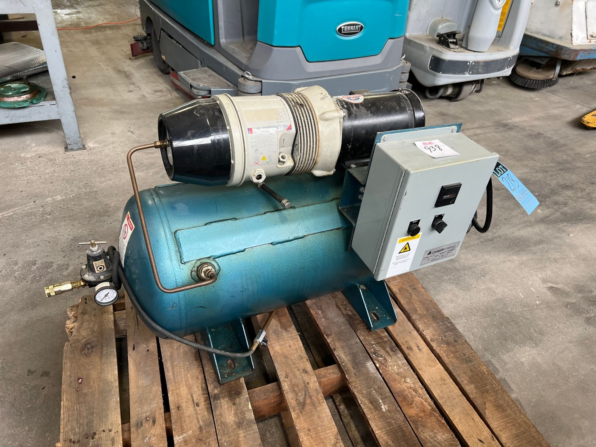 2 HP COMPAIR MODEL 10 PURS HYDROVANE ROTARY VAN TANK MOUNTED COMPRESSOR, 230 VOLT, 1-PHASE - Image 3 of 6