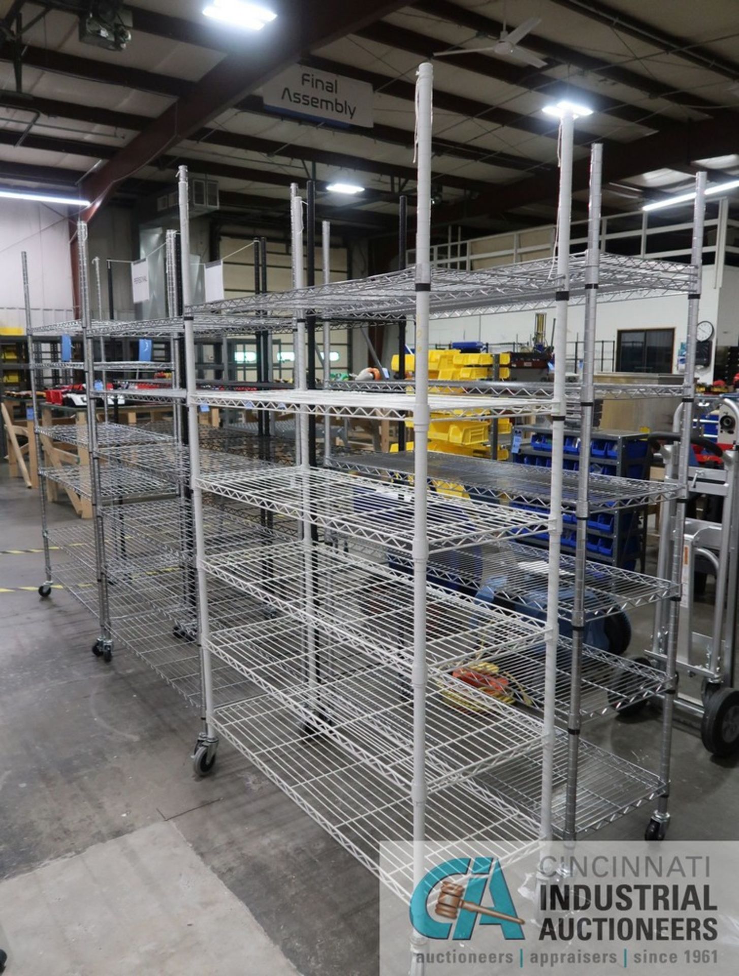 SECTIONS 18" X 48" X 82" HIGH METRO STYLE PORTABLE WIRE SHELVING - Image 3 of 3