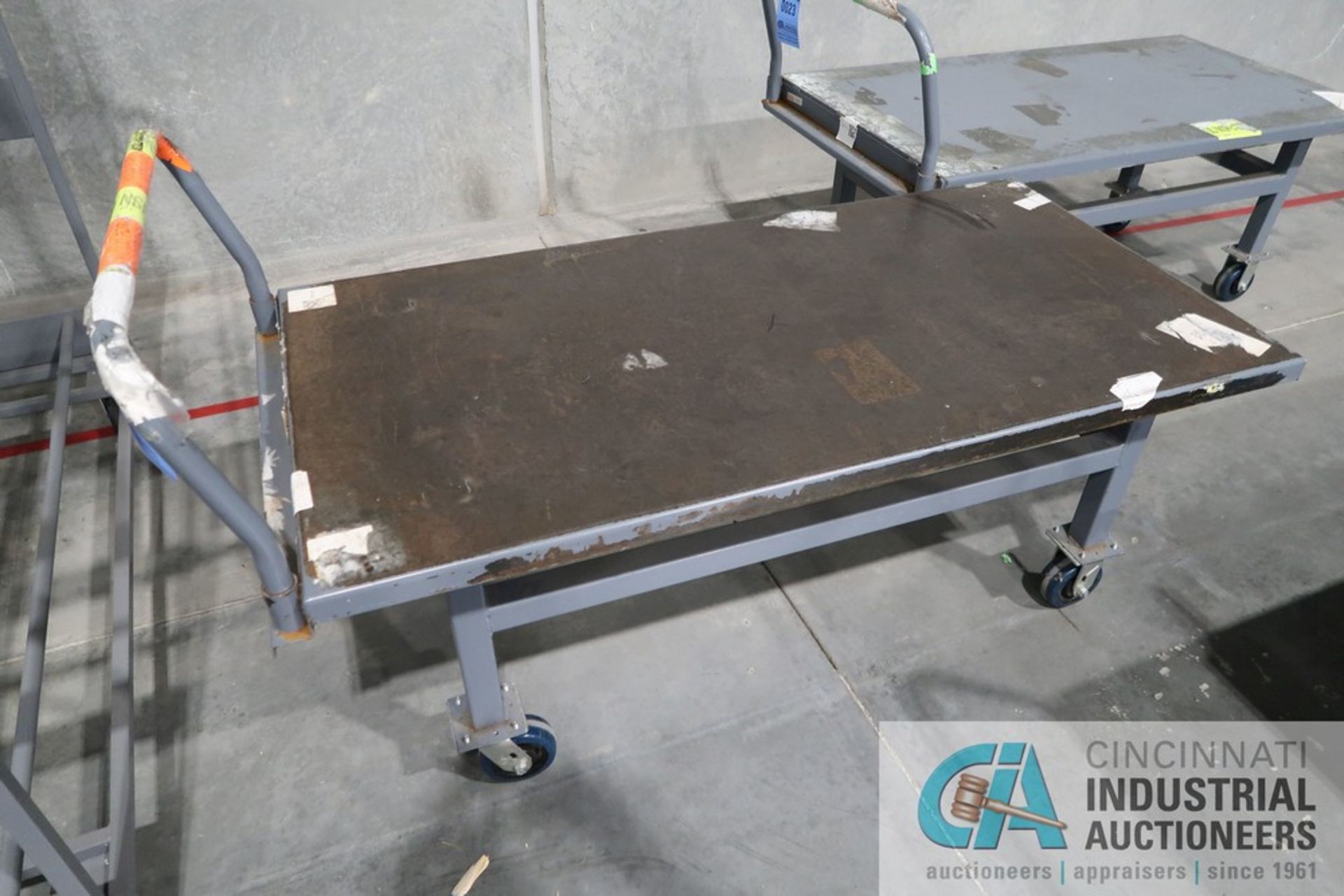 30" X 60" ULINE HEAVY DUTY CART