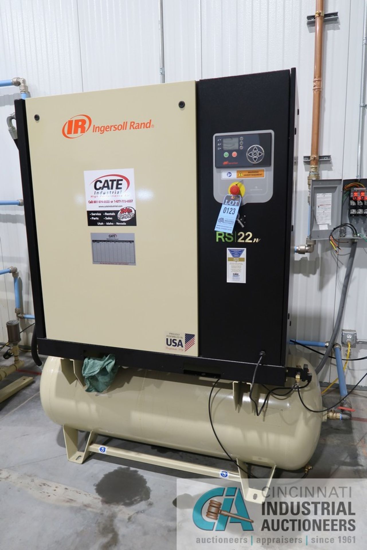 30 HP INGERSOLL RAND MODEL RS22N-145 ROTARY SCREW AIR COMPRESSOR; S/N CBV796016, WITH ACCUZORB MODEL - Image 2 of 6