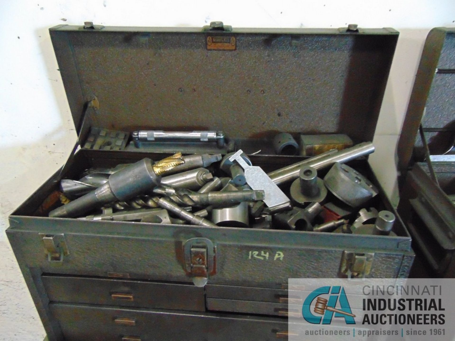 MACHINISTS TOOLBOXES W/ CONTENTS & CONTENTS OF BENCH - Image 2 of 7