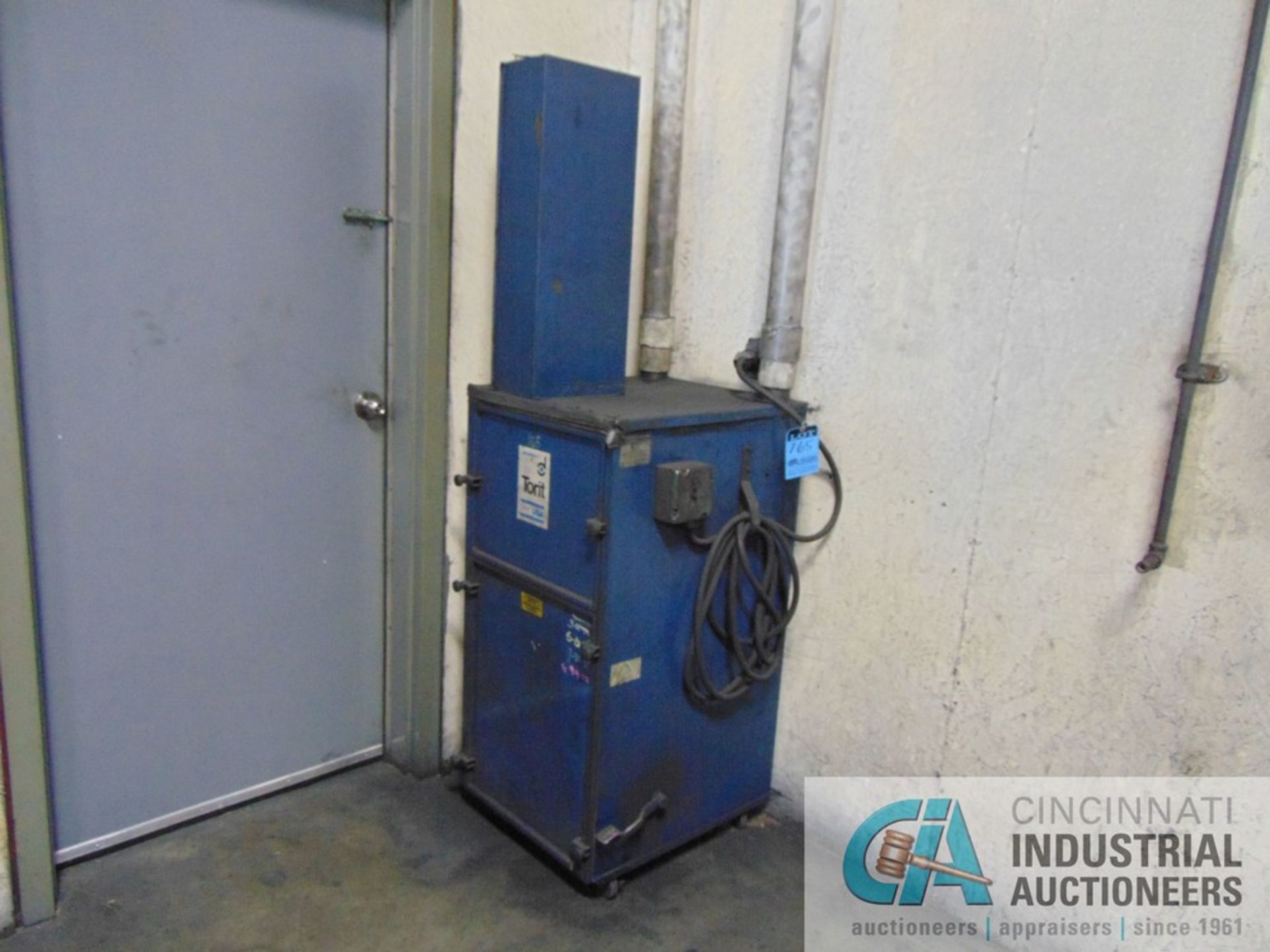 TORIT MODEL 75 DUST COLLECTOR