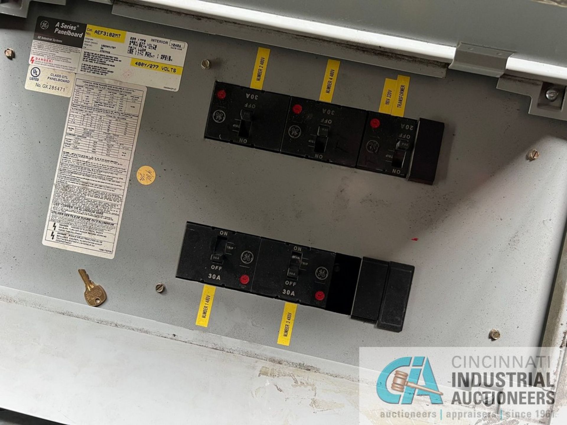 480 VOLT GE ELECTRICAL BREAKER PANELS, (1) WITH (3) 60 AMP, (6) 30 AMP, (2) 20 AMP, (1) WITH (4) - Image 7 of 8