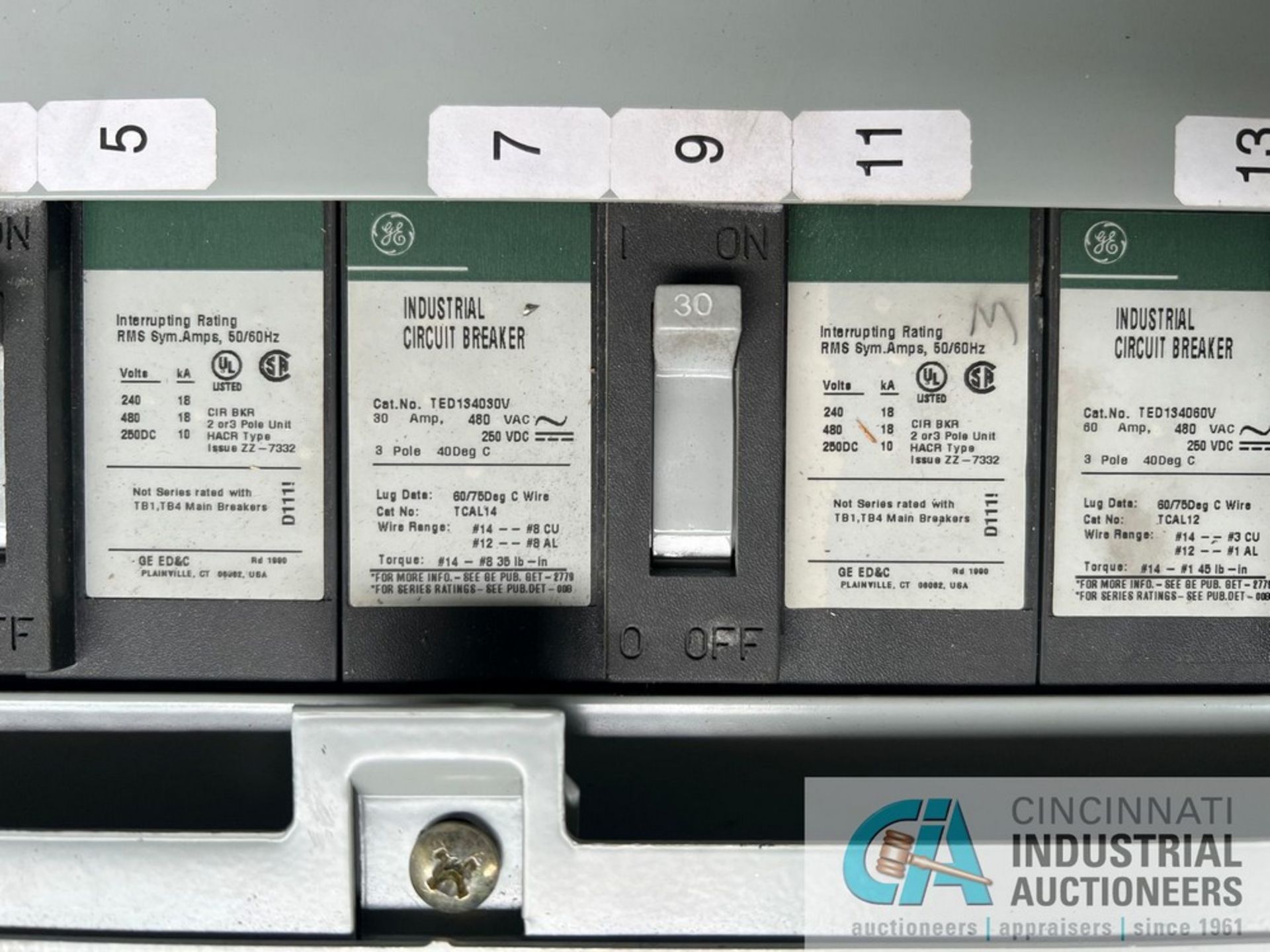 480 VOLT GE ELECTRICAL BREAKER PANEL, EACH WITH (1) 60 AMP, (4) 30 AMP, (1) 20 AMP - Image 7 of 15
