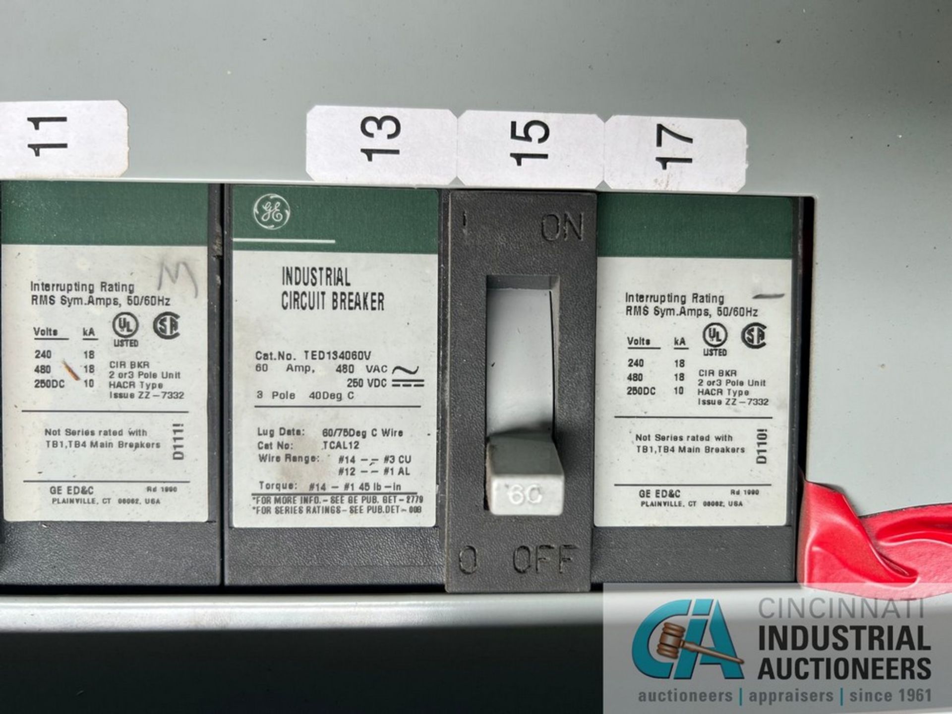 480 VOLT GE ELECTRICAL BREAKER PANEL, EACH WITH (1) 60 AMP, (4) 30 AMP, (1) 20 AMP - Image 6 of 15