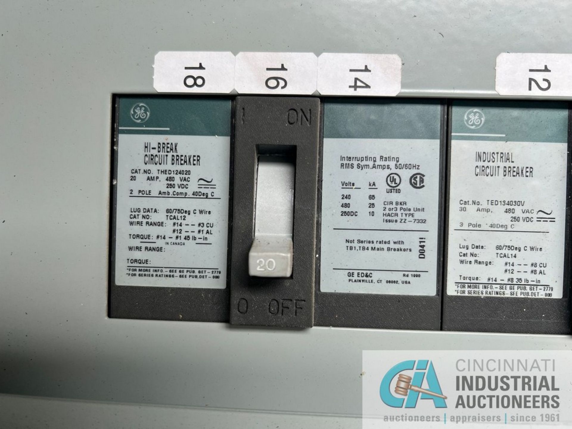 480 VOLT GE ELECTRICAL BREAKER PANEL, EACH WITH (1) 60 AMP, (4) 30 AMP, (1) 20 AMP - Image 8 of 15