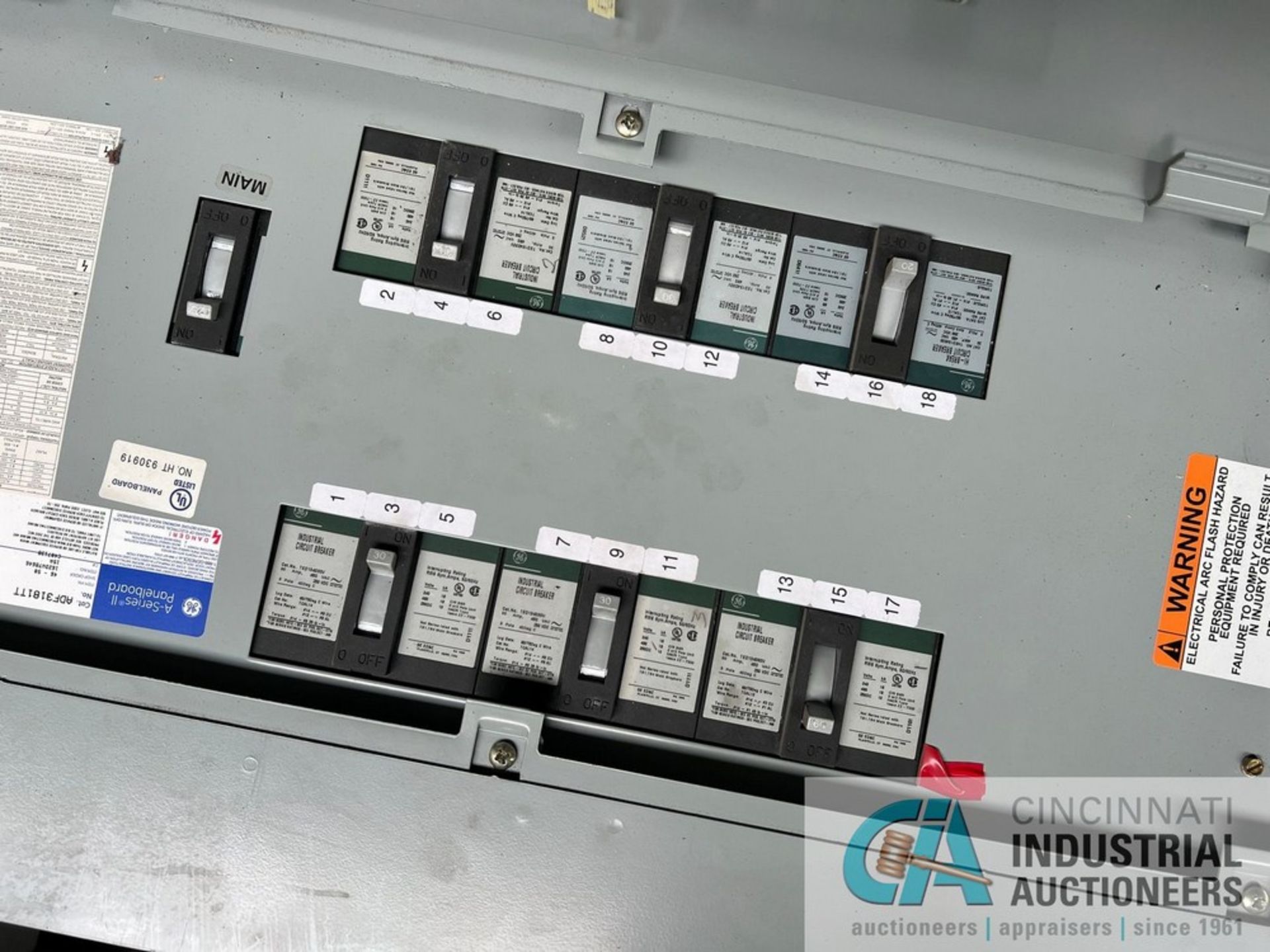 480 VOLT GE ELECTRICAL BREAKER PANEL, EACH WITH (1) 60 AMP, (4) 30 AMP, (1) 20 AMP - Image 4 of 15