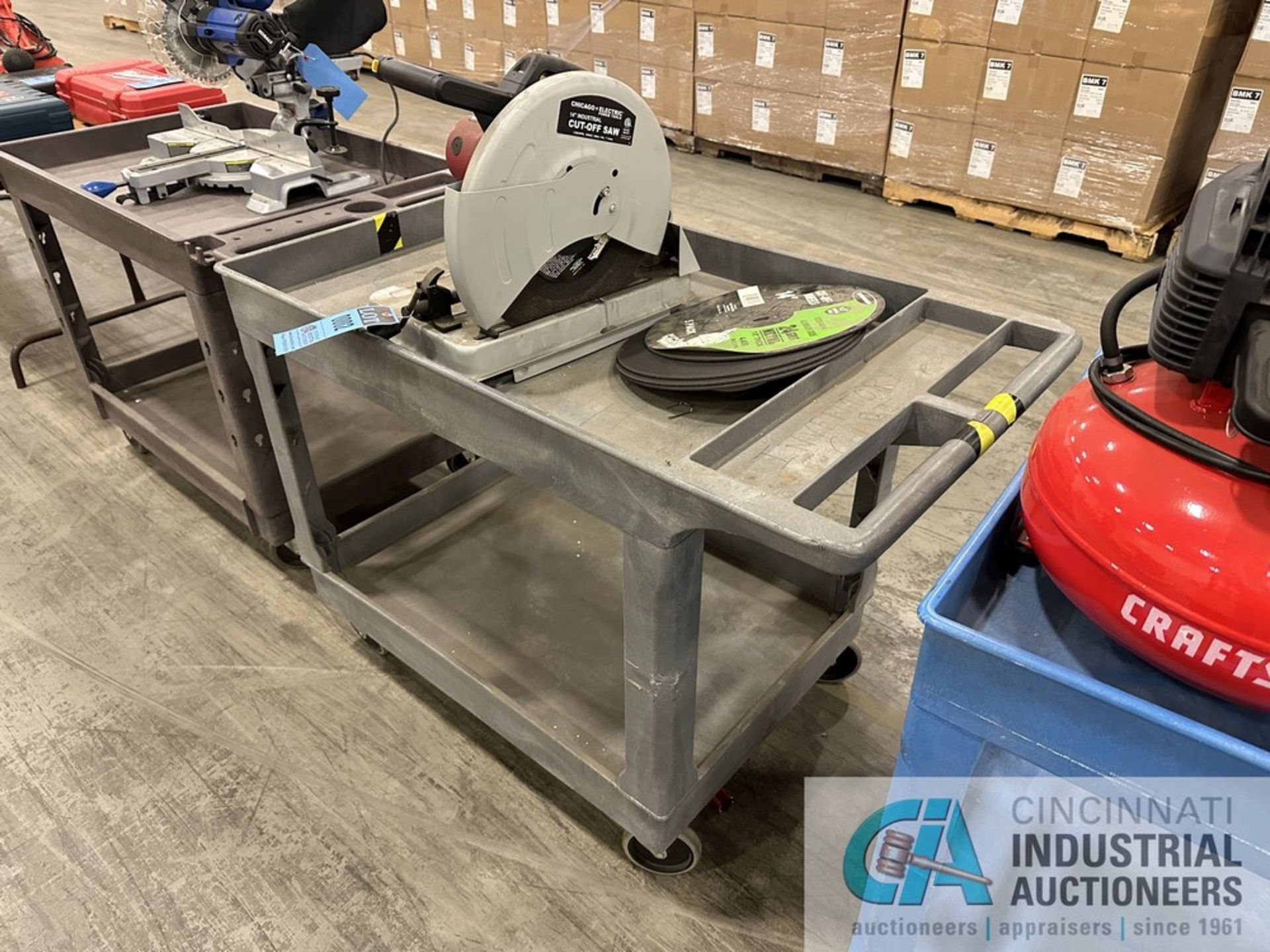 14" CHICAGO ABRASIVE CHOP SAW WITH (4) CUT-OFF WHEELS AND RUBBERMAID CARTS - Image 2 of 5